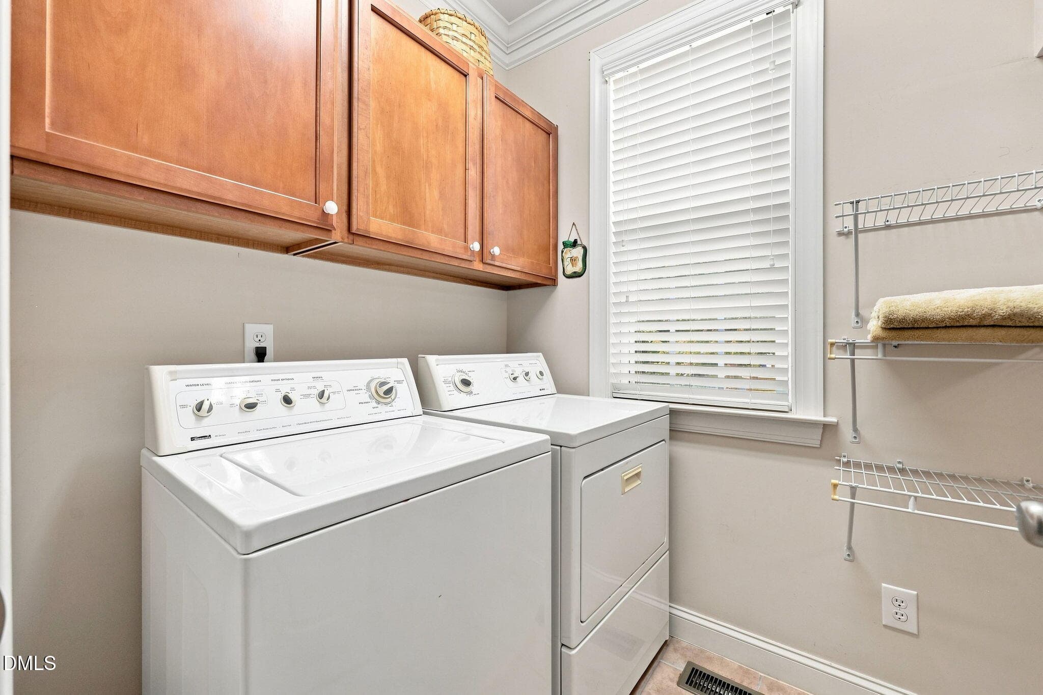 25-web-or-mls-IMG_8027_edit - 2205 Bouncy Day Court, Raleigh, NC 27614, Raleigh