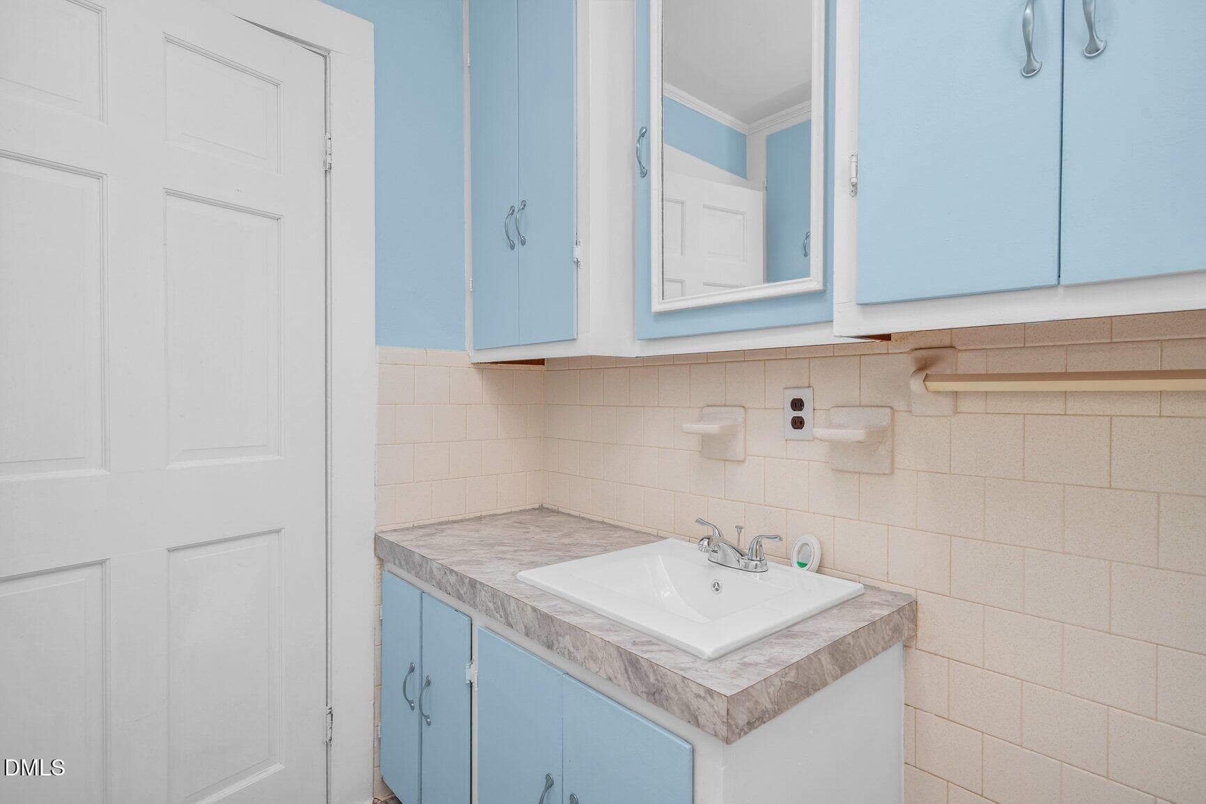 Bathroom - 300 W Howard Avenue, Tarboro, NC 27886, Tarboro