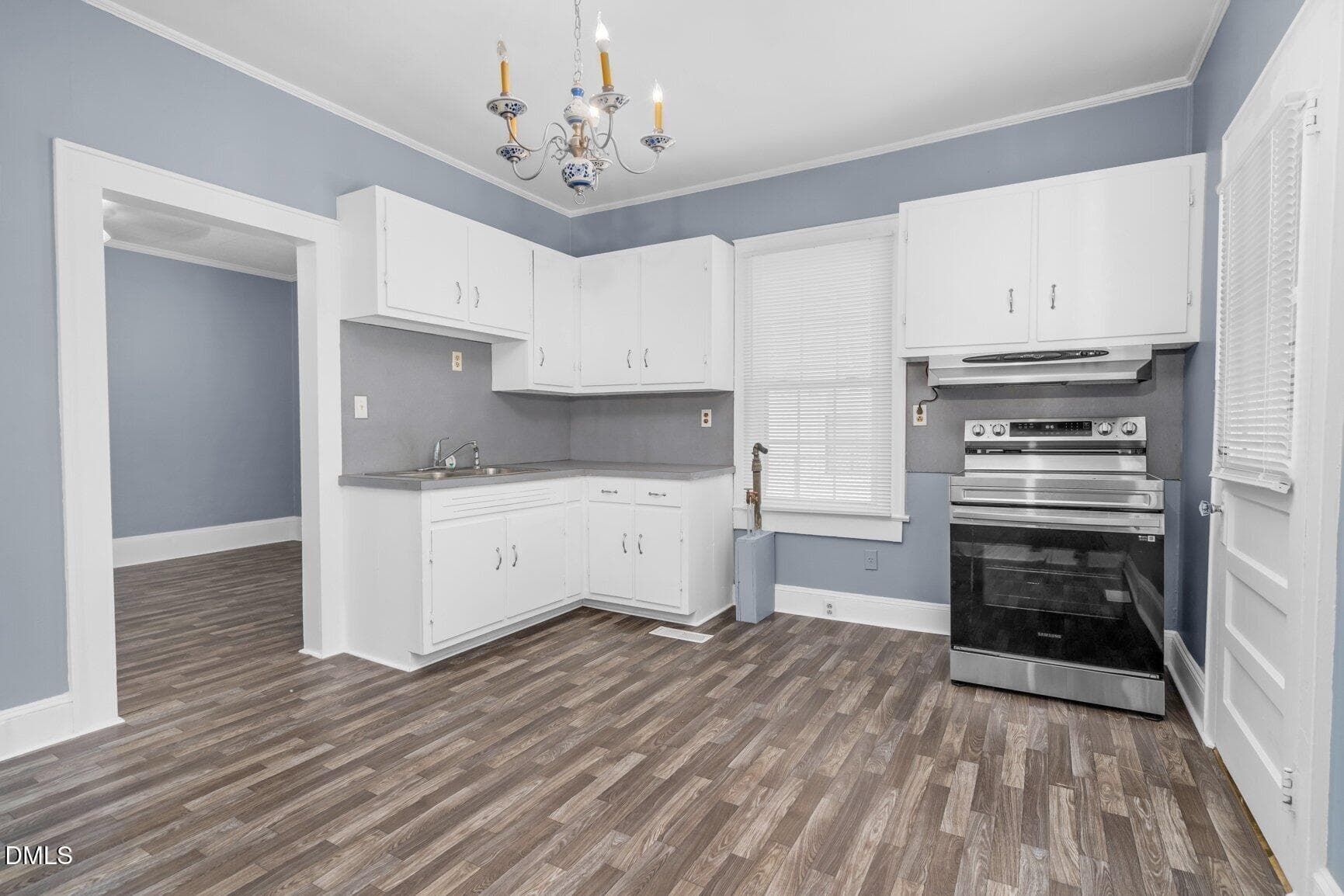 Kitchen - 300 W Howard Avenue, Tarboro, NC 27886, Tarboro