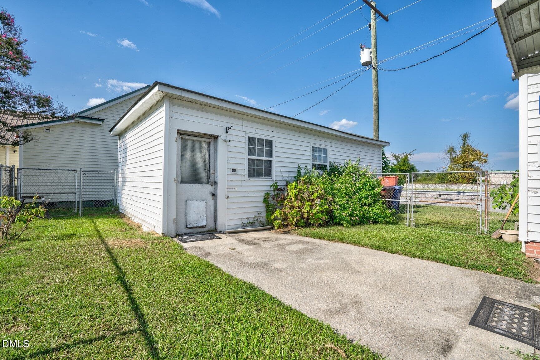 Workshop - 300 W Howard Avenue, Tarboro, NC 27886, Tarboro