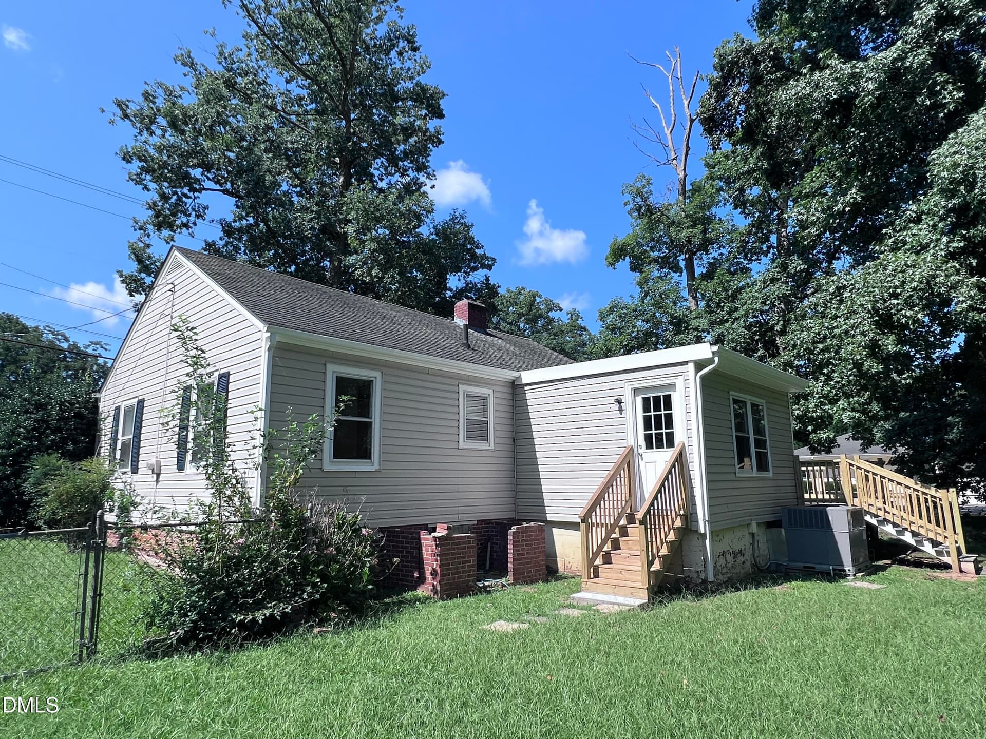 IMG_1952 - 1028 Dabney Drive, Henderson, NC 27536