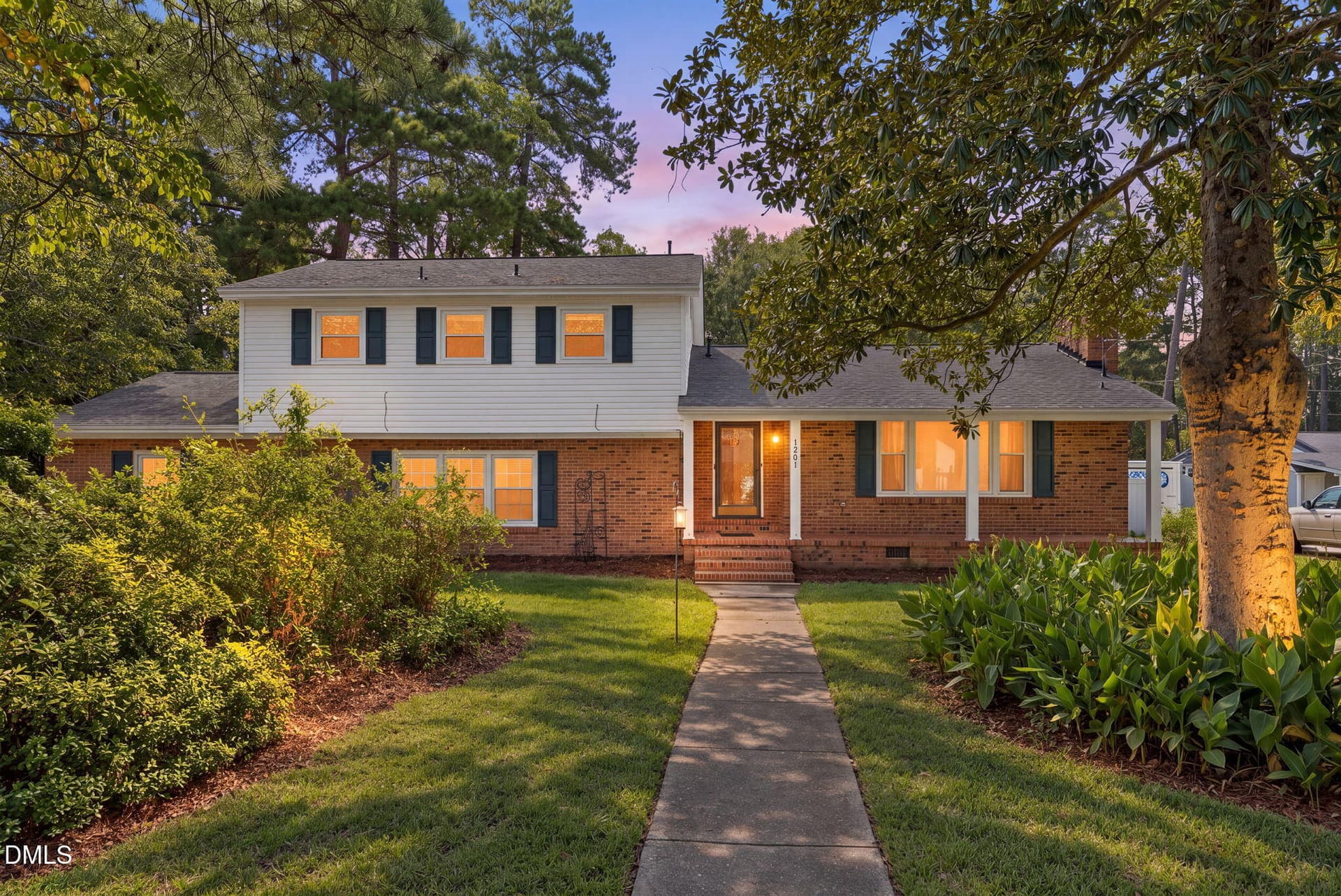 1201 S Crescent Drive-1 Twilight - 1201 S Crescent Drive, Smithfield, NC 27577