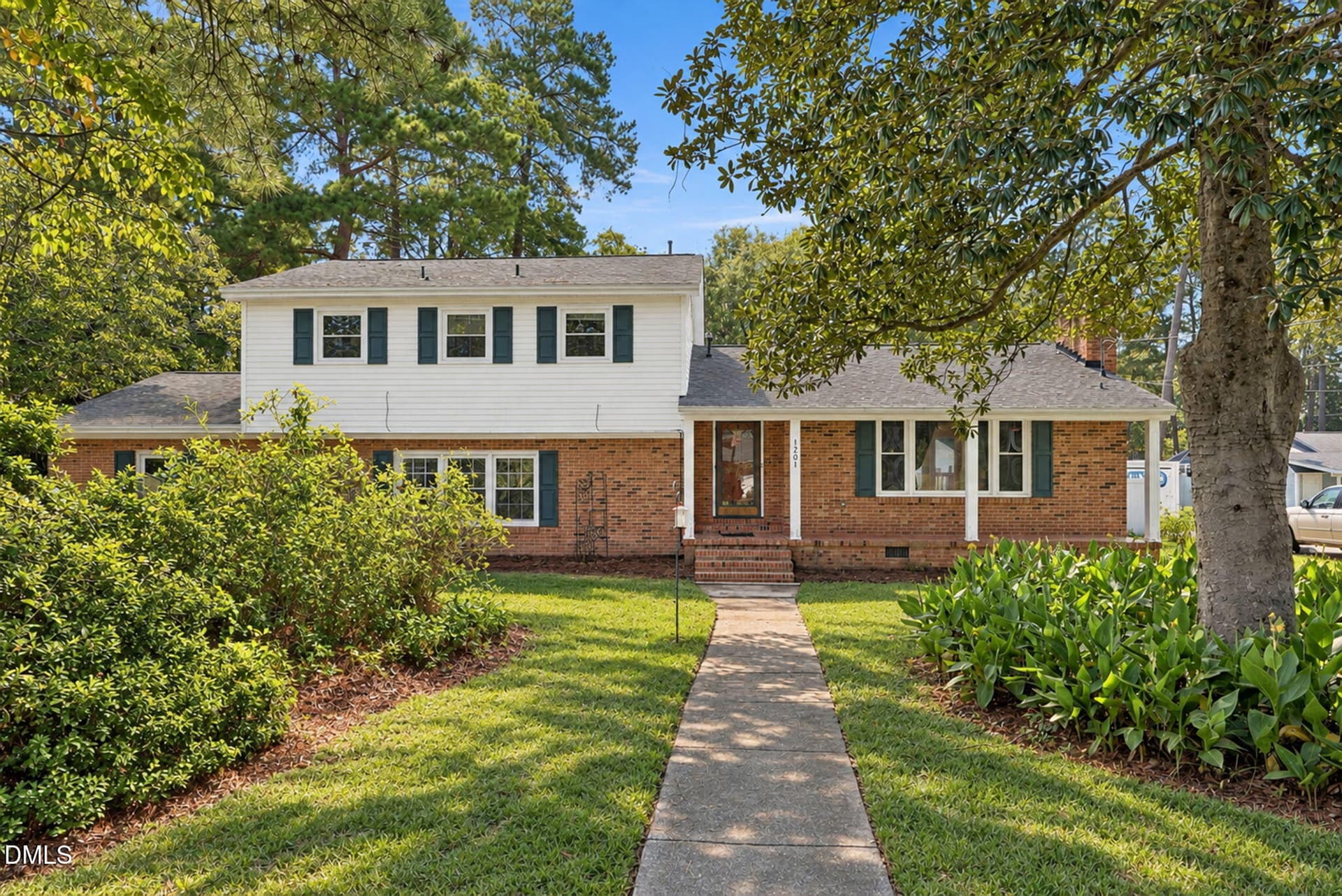 1201 S Crescent Drive-1 - 1201 S Crescent Drive, Smithfield, NC 27577