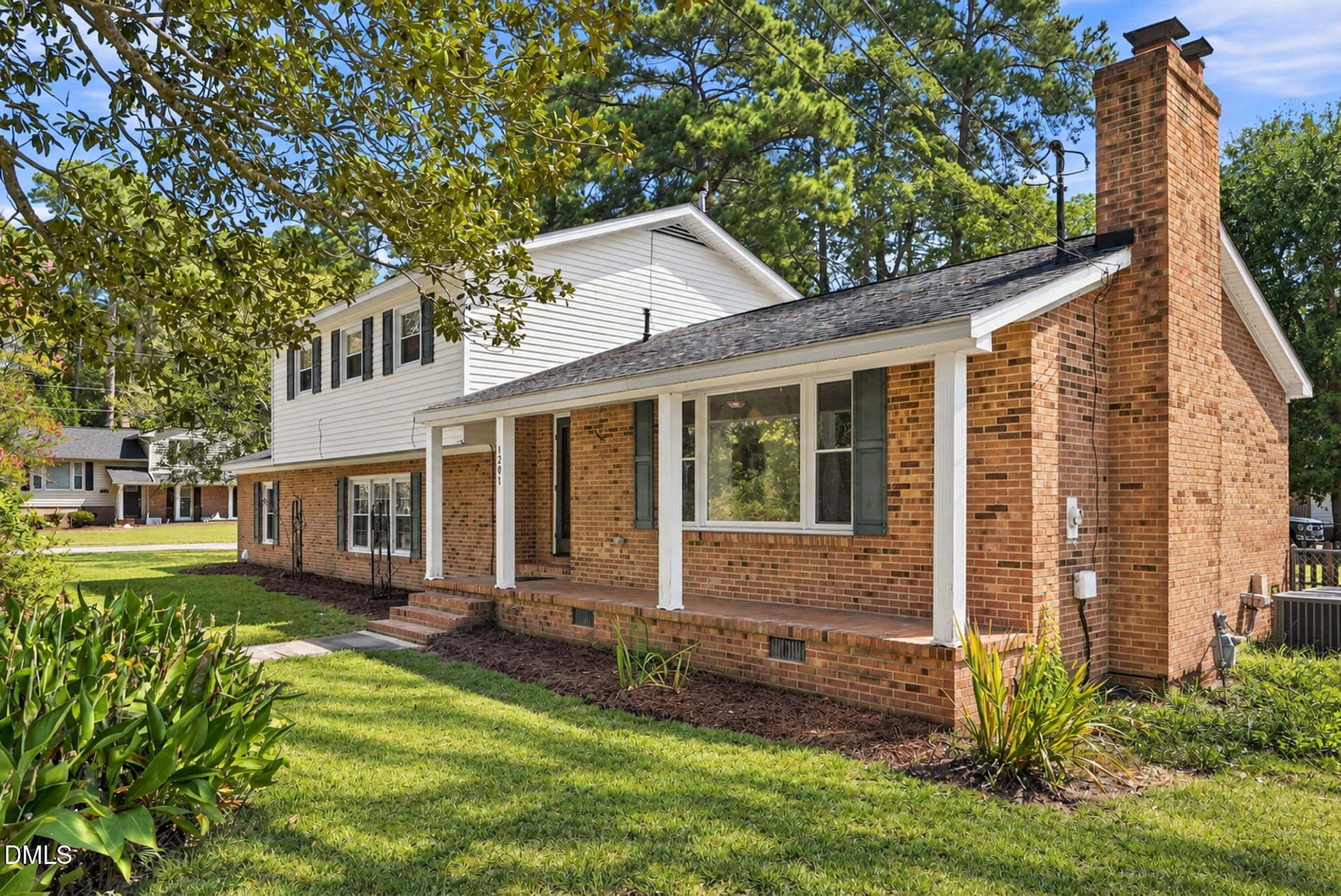 1201 S Crescent Drive-2 - 1201 S Crescent Drive, Smithfield, NC 27577