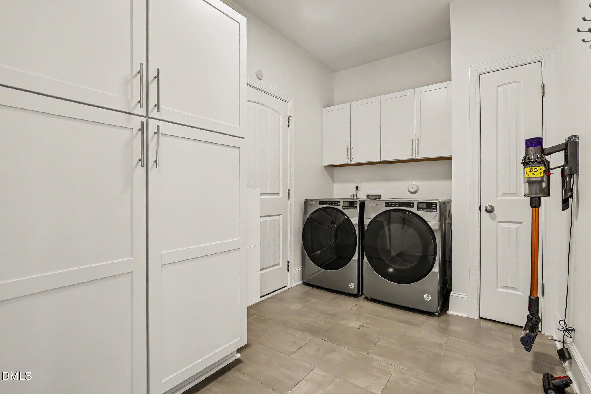 Laundry - 712 Twin Star Lane, Knightdale, NC 27545, Knightdale