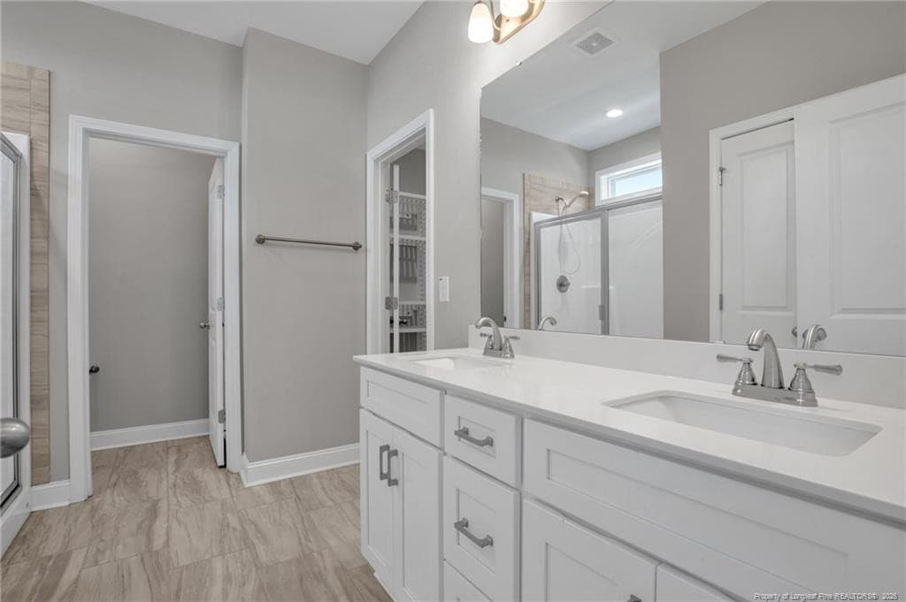 Master Double Sinks - 2815 Lemuel Black Road, Bunnlevel, NC 28323