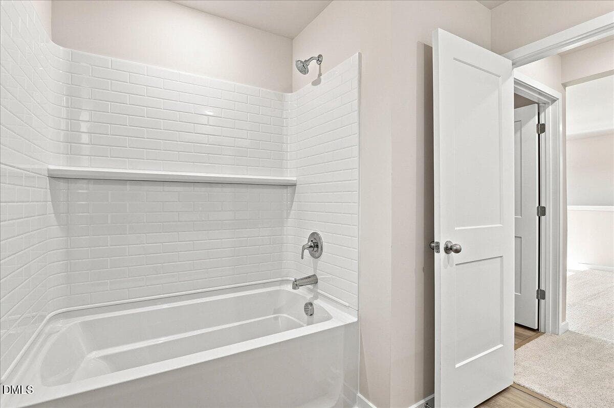 22-RAL_AvalonPlace_Paisley_1428HatterasR - 1428 Hatteras Road, Durham, NC 27704, Durham