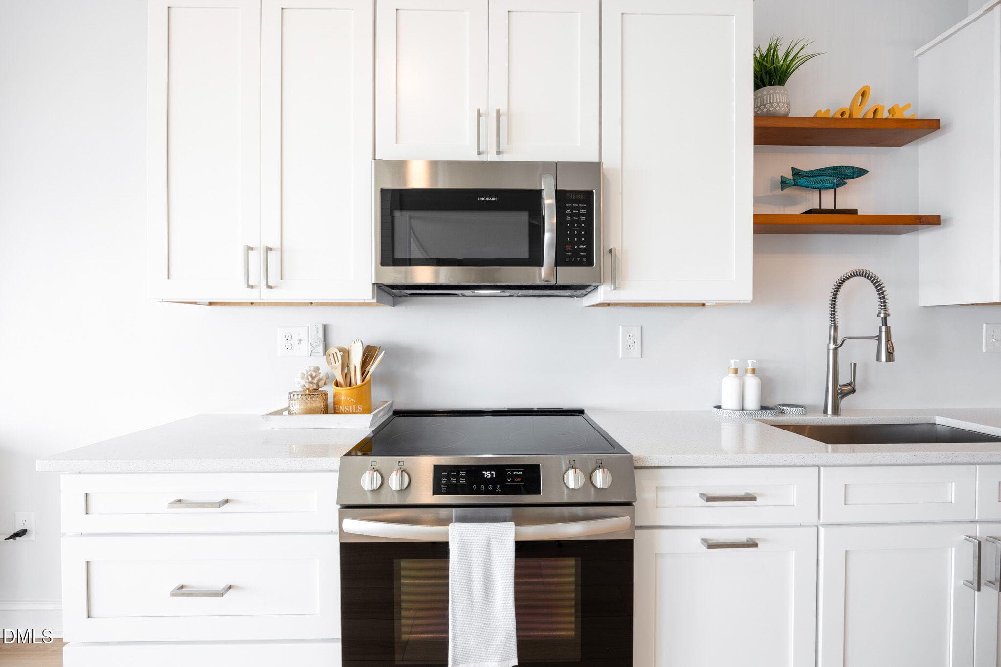 Kitchen - 1812 S Shore Drive, Surf City, NC 28445, Surf City