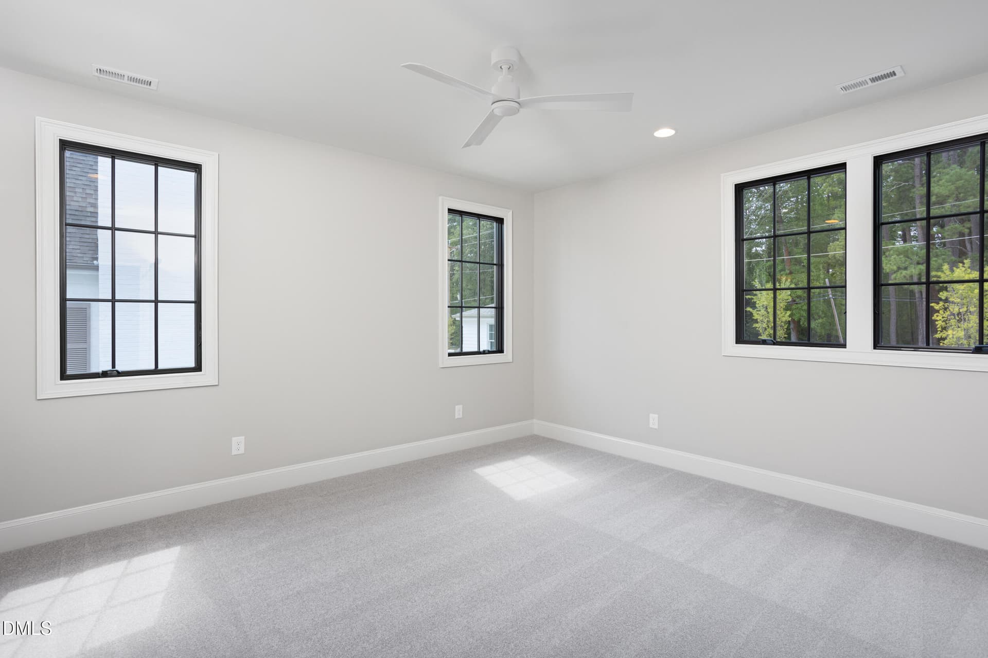 22 - 2009 Cotswood Lane, Durham, NC 27707