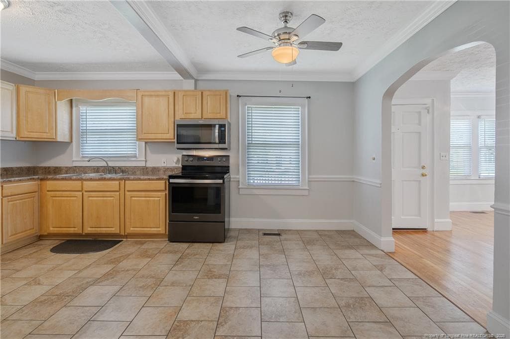 Photo 13 - 219 Marshall Road, Fayetteville, NC 28303, Fayetteville