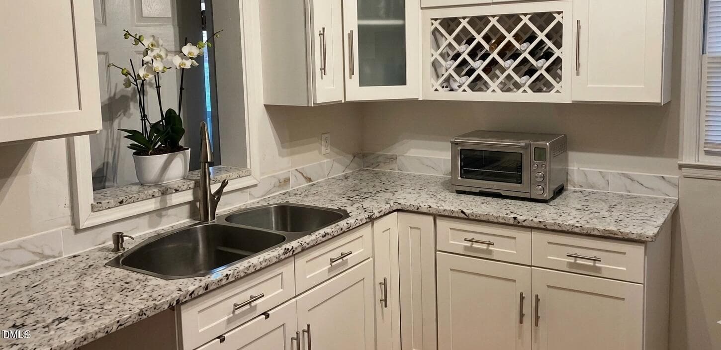 kitchen 2 - 2201 Valiant Street, Raleigh, NC 27610