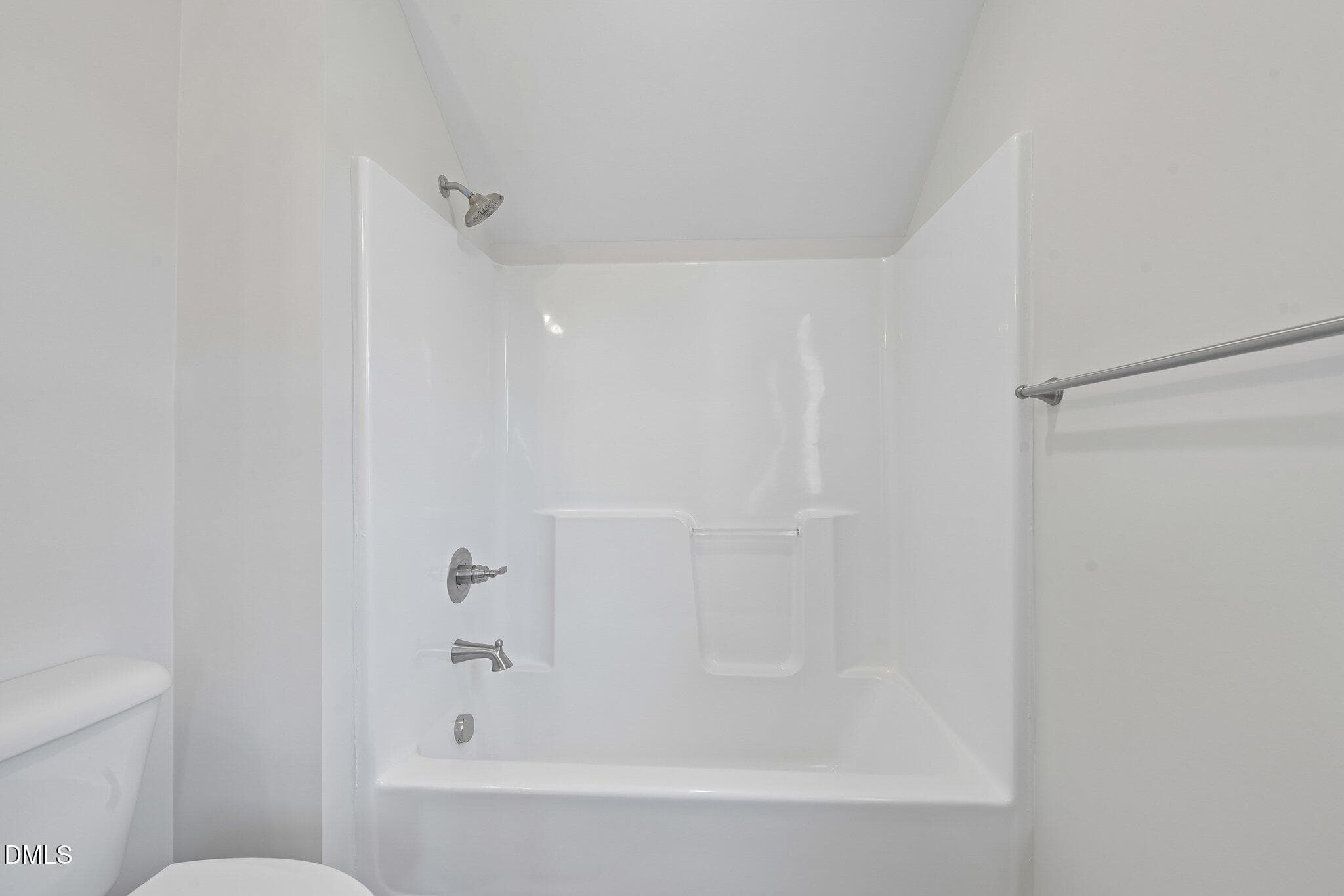 36-web-or-mls-Sweetwater Dr-S0509-036 - 7637 Sweetwater Drive, Nashville, NC 27856
