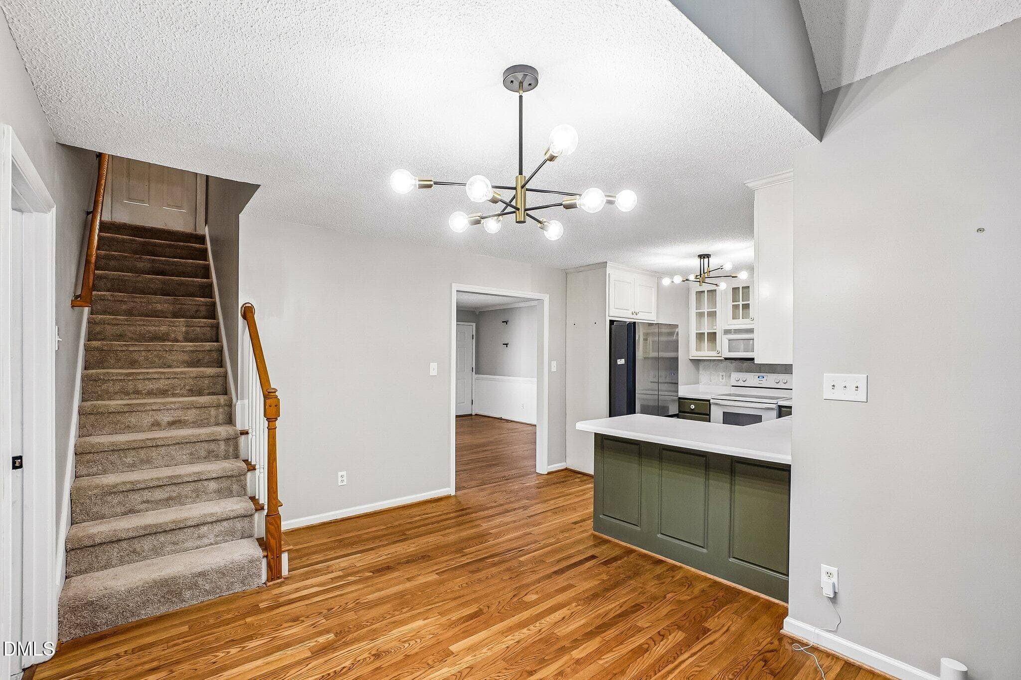 14-web-or-mls-Reigate Ln-S0909-014 - 8820 Reigate Lane, Raleigh, NC 27603, Raleigh