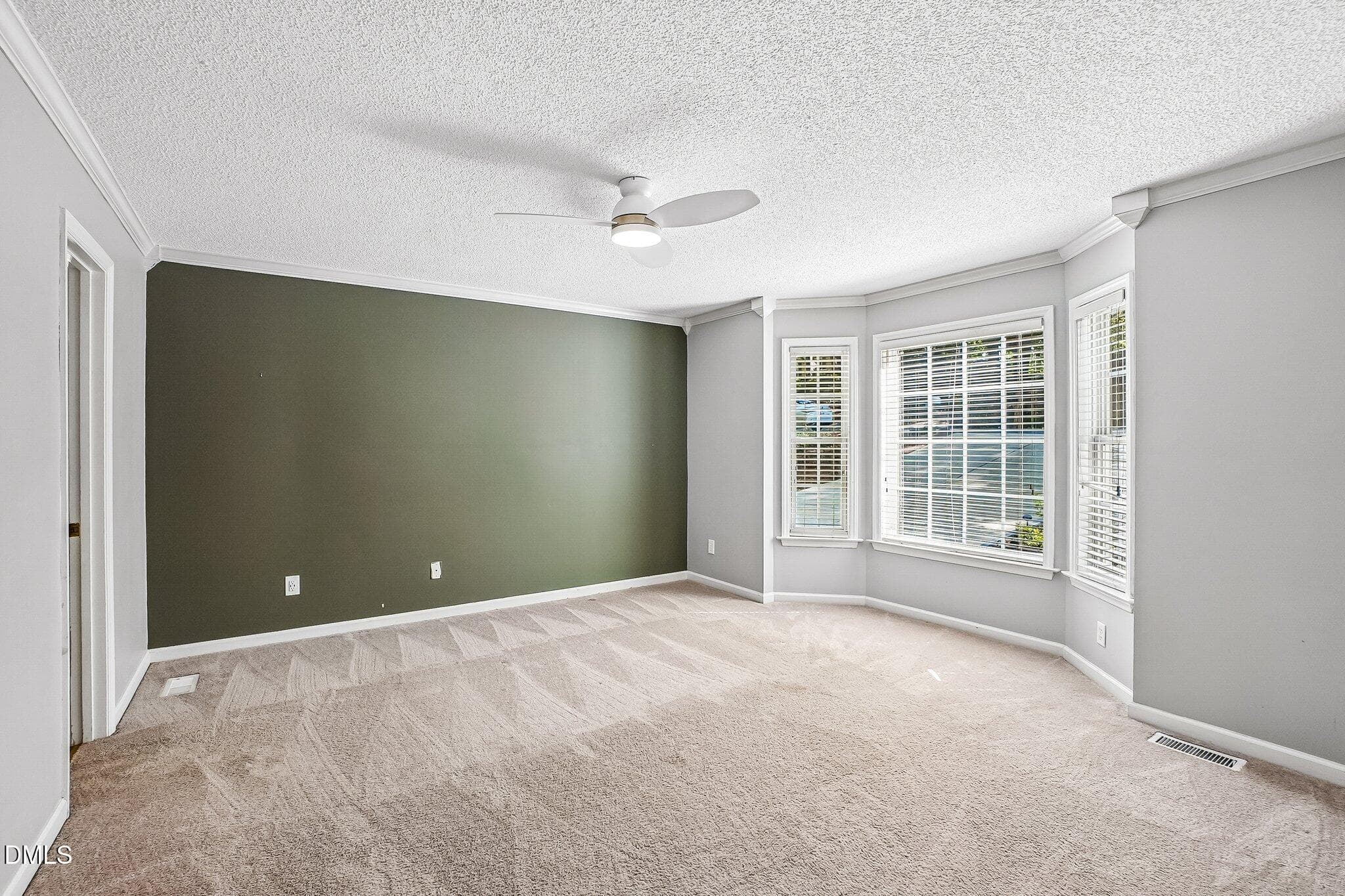 22-web-or-mls-Reigate Ln-S0909-022 - 8820 Reigate Lane, Raleigh, NC 27603, Raleigh