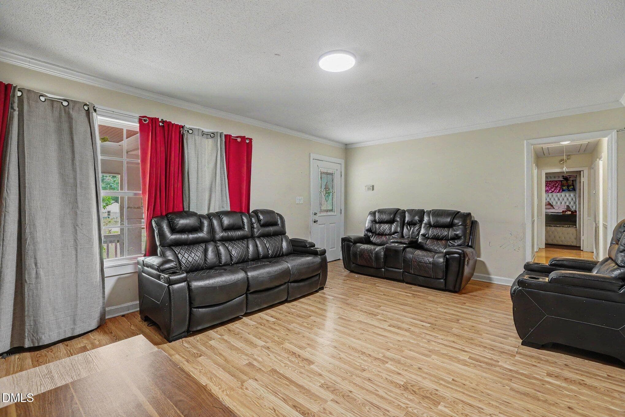 006_file_1513 - 2904 Pervis Road, Durham, NC 27704, Durham