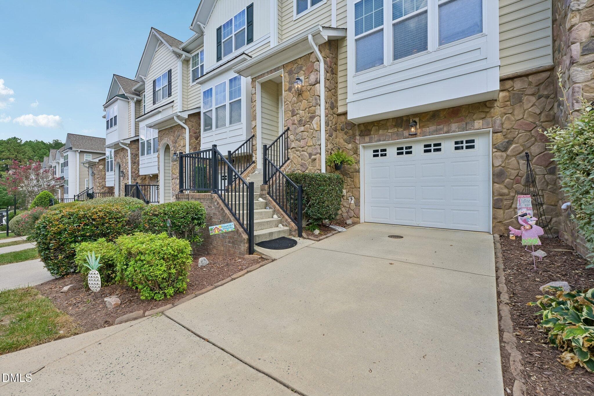 4-web-or-mls-Braidwood Ct-S0909-004 - 6134 Braidwood Court, Raleigh, NC 27612, Raleigh