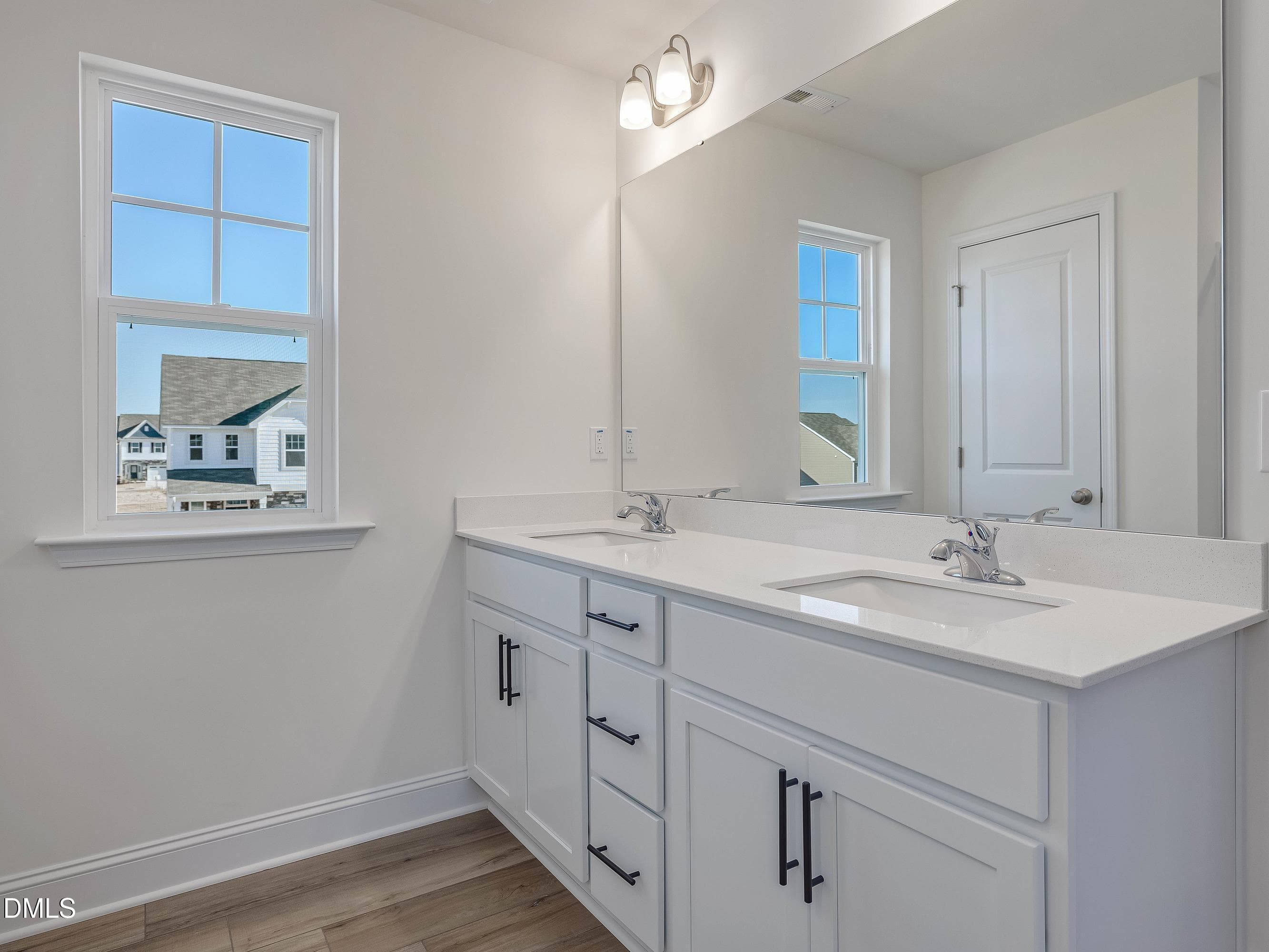 Owners Bath Sink - 718 Old Station Point, Angier, NC 27501, Angier