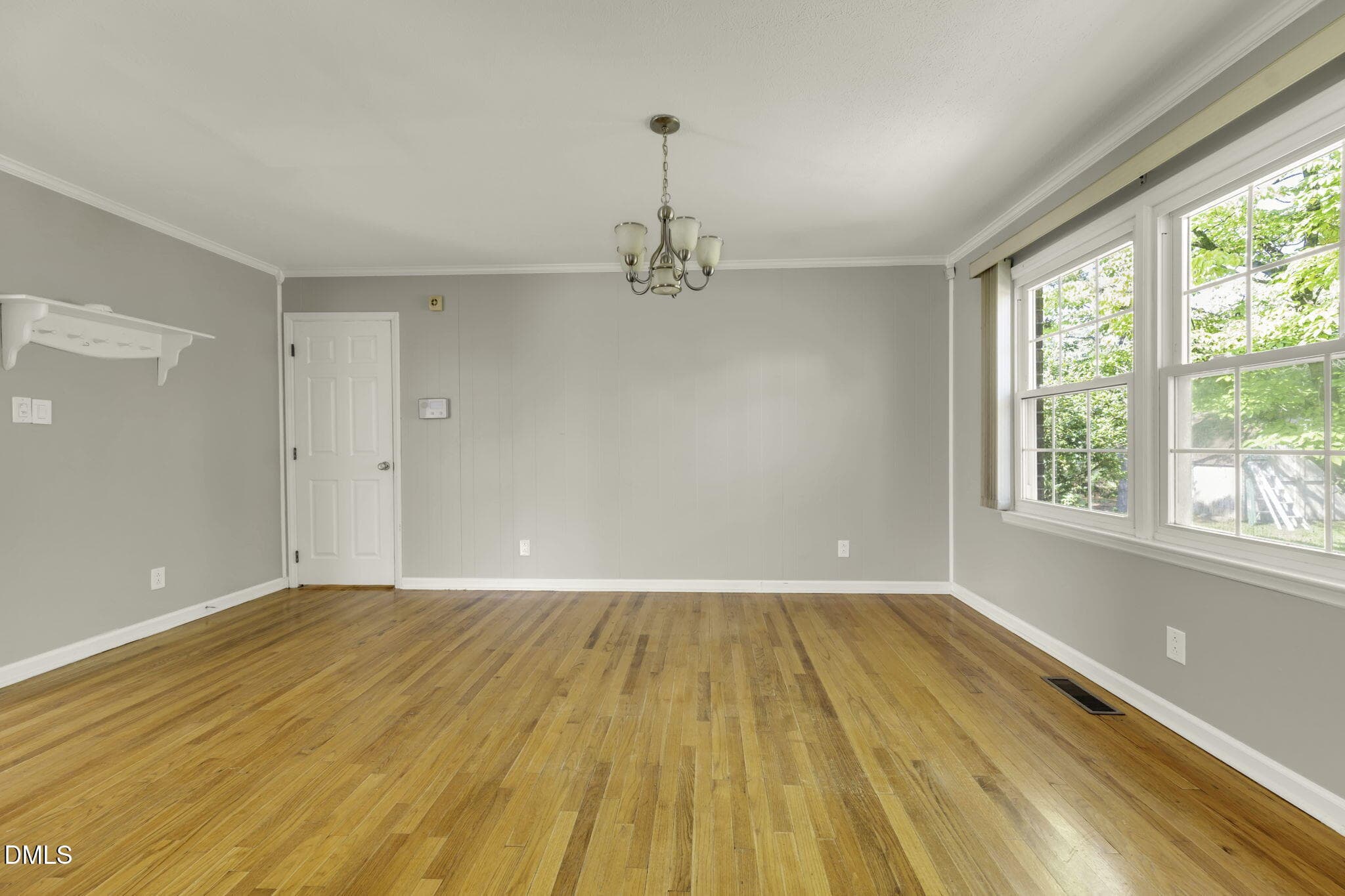 6-web-or-mls-_D2L7020 - 5064 Chesapeake Road, Fayetteville, NC 28311, Fayetteville