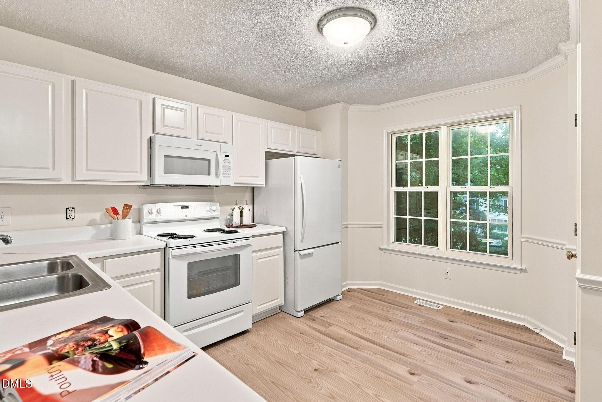 009_331 Rosehaven Drive11 - 331 Rosehaven Drive, Raleigh, NC 27609, Raleigh