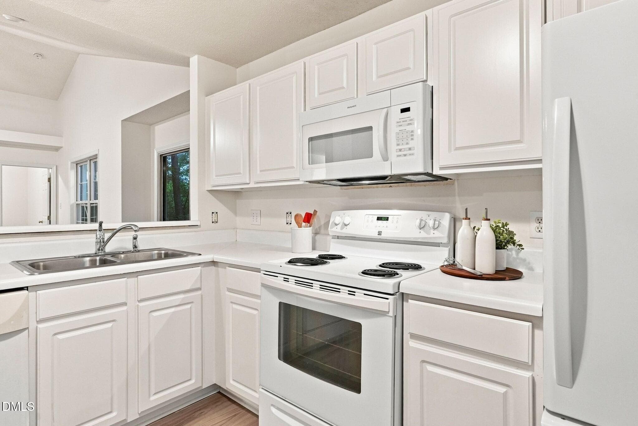 012_331 Rosehaven Drive17 - 331 Rosehaven Drive, Raleigh, NC 27609, Raleigh