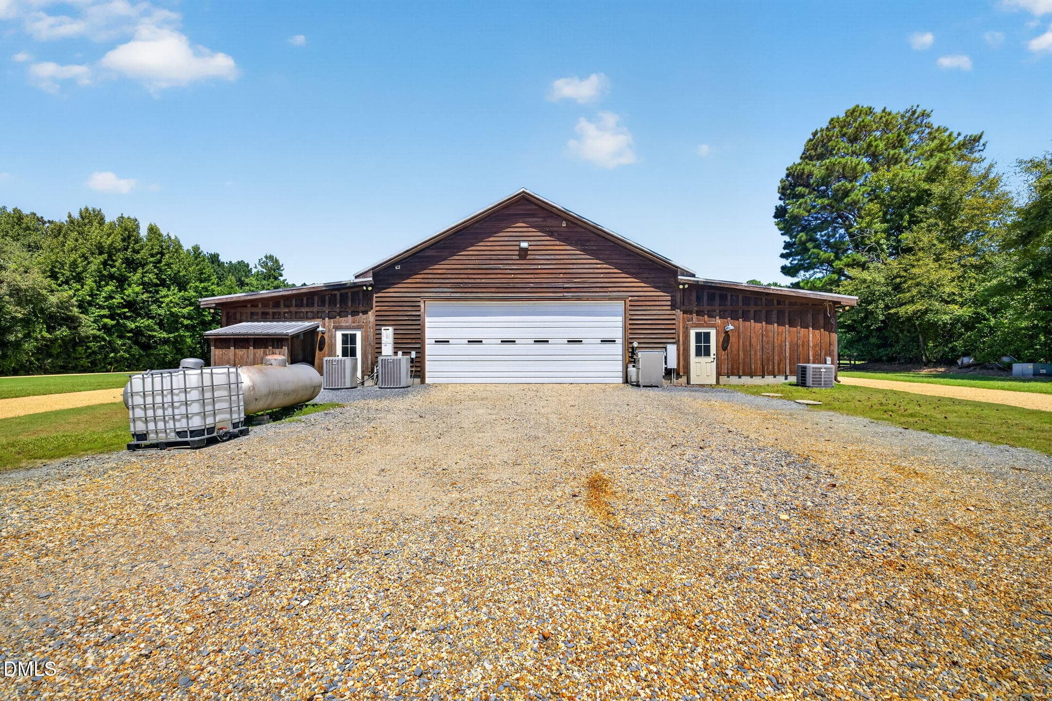 P15_Distillery_Rickhouse_Exterior - 4676 Nc-50, Benson, NC 27504, Benson