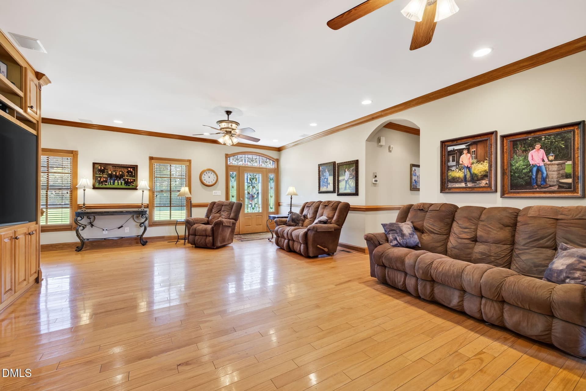 P18_Interior_FamilyRoom - 4676 Nc-50, Benson, NC 27504