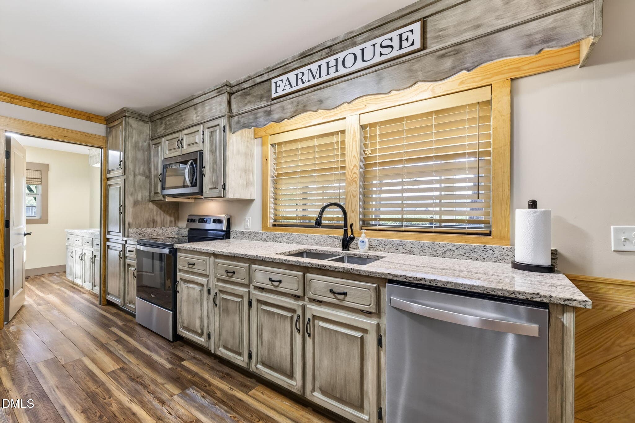 P19_HappyHouse_Interior_ Kitchen_02 - 4676 Nc-50, Benson, NC 27504, Benson