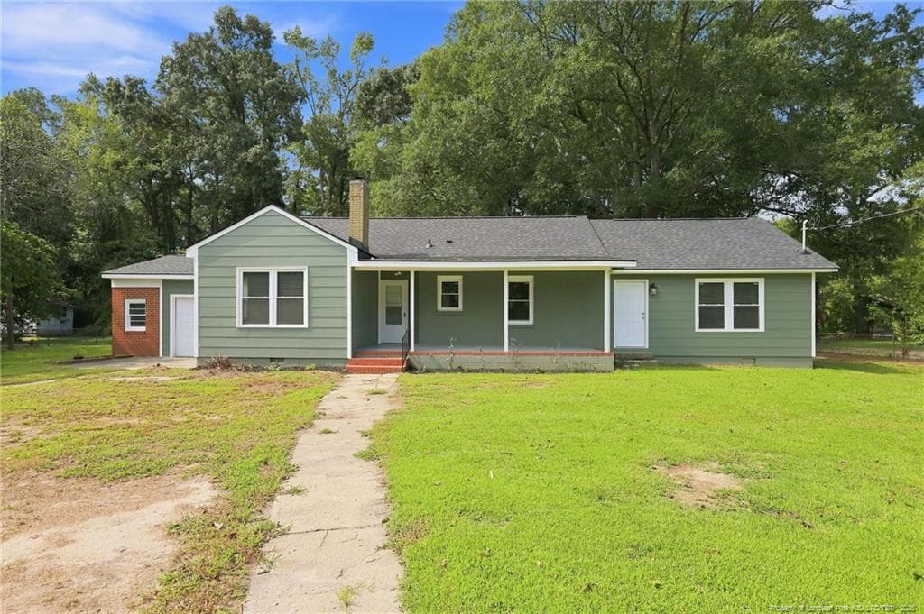 Photo 1 - 506 Stetson Street, Clinton, NC 28323, Clinton