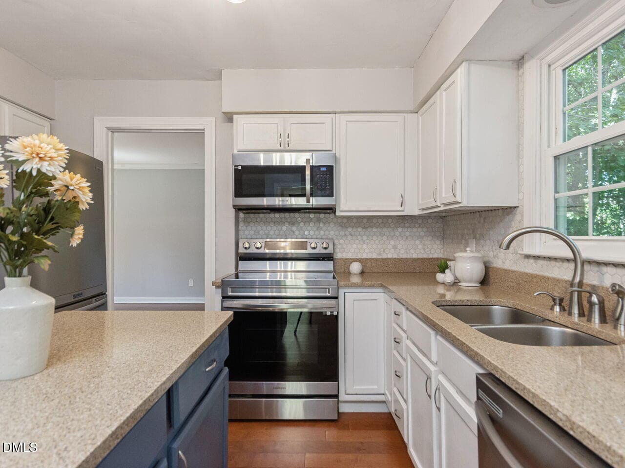 014-1280x960-photo - 1 Leeward Court, Durham, NC 27713, Durham