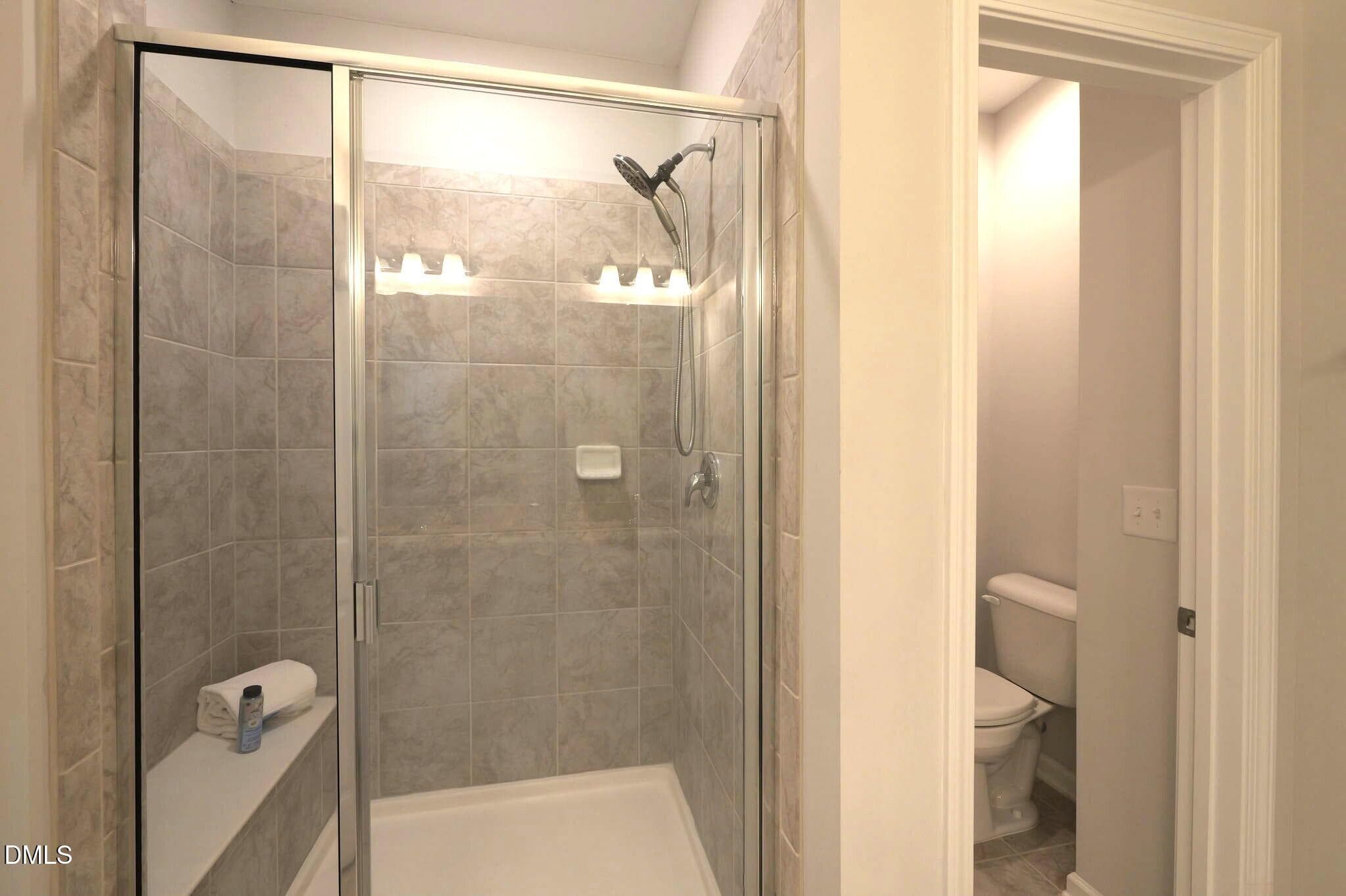 bath - 1050 Commack Drive, Durham, NC 27703, Durham