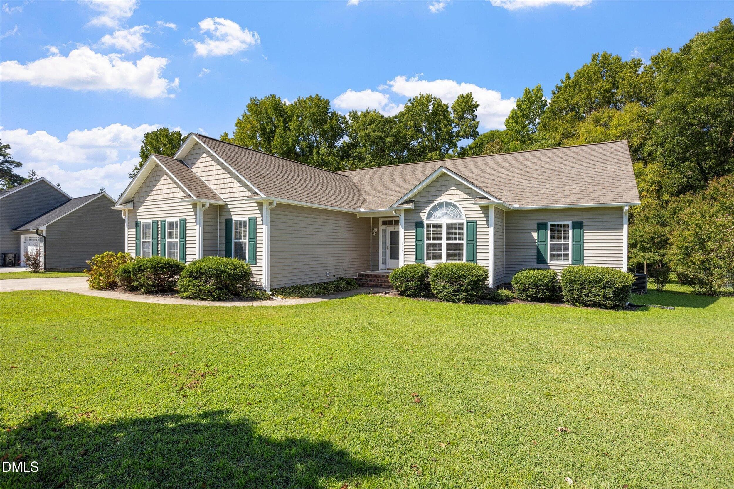 Front Elevation - 436 Olivia Way, Selma, NC 27576, Selma