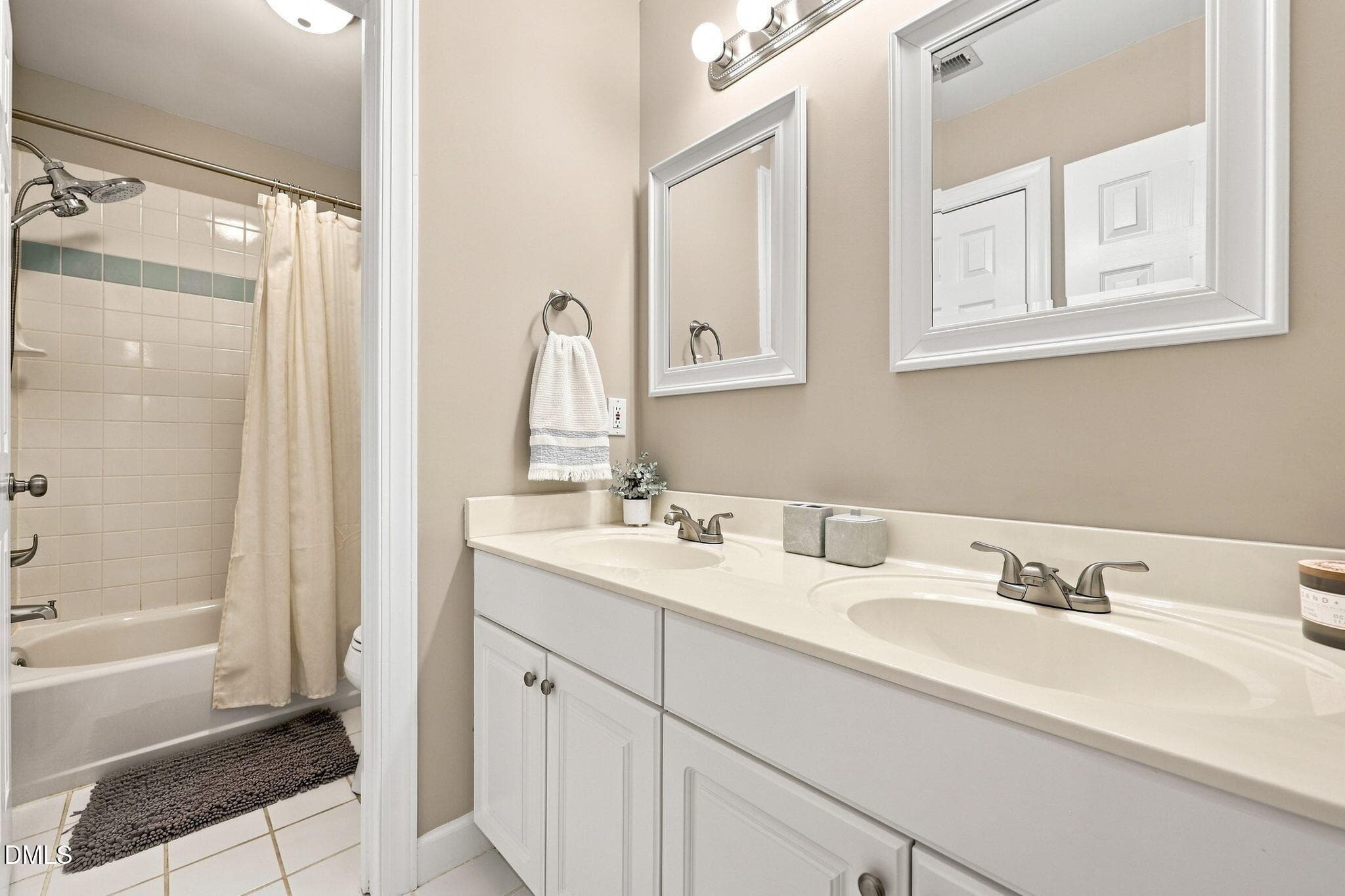 36-web-or-mls-IMG_5138 - 4220 Glen Erin Way, Raleigh, NC 27613, Raleigh