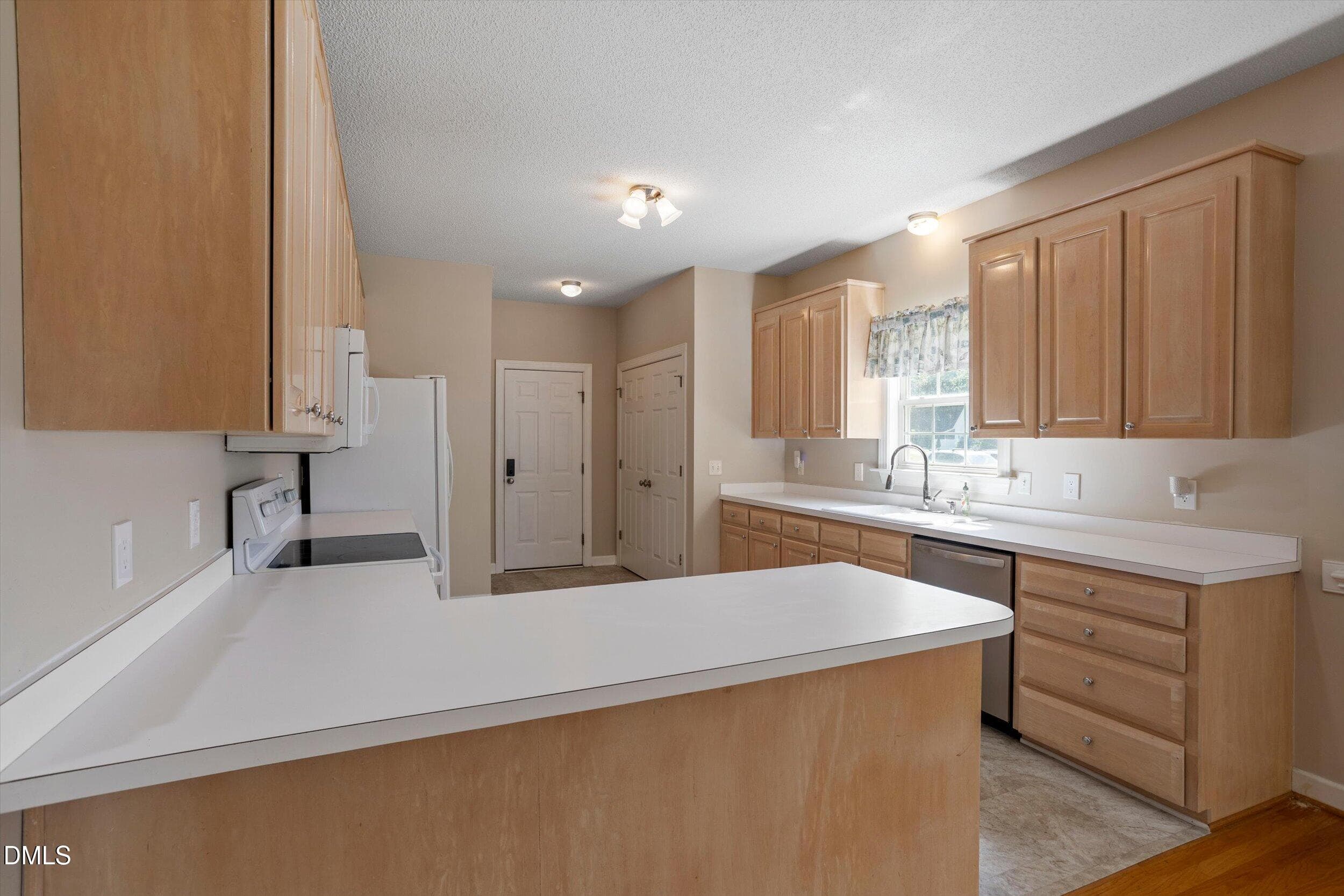 Kitchen - 436 Olivia Way, Selma, NC 27576, Selma