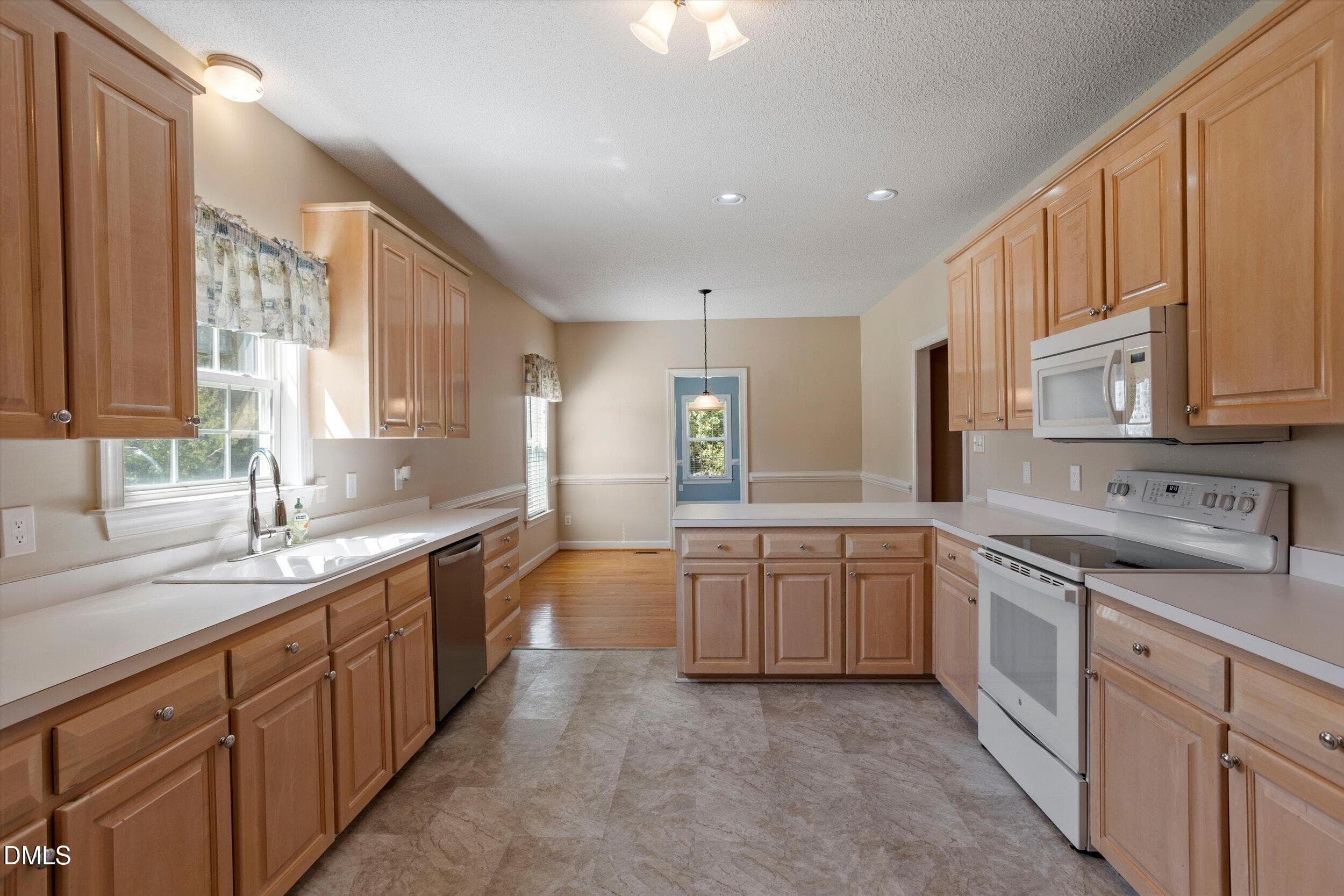 Kitchen - 436 Olivia Way, Selma, NC 27576, Selma