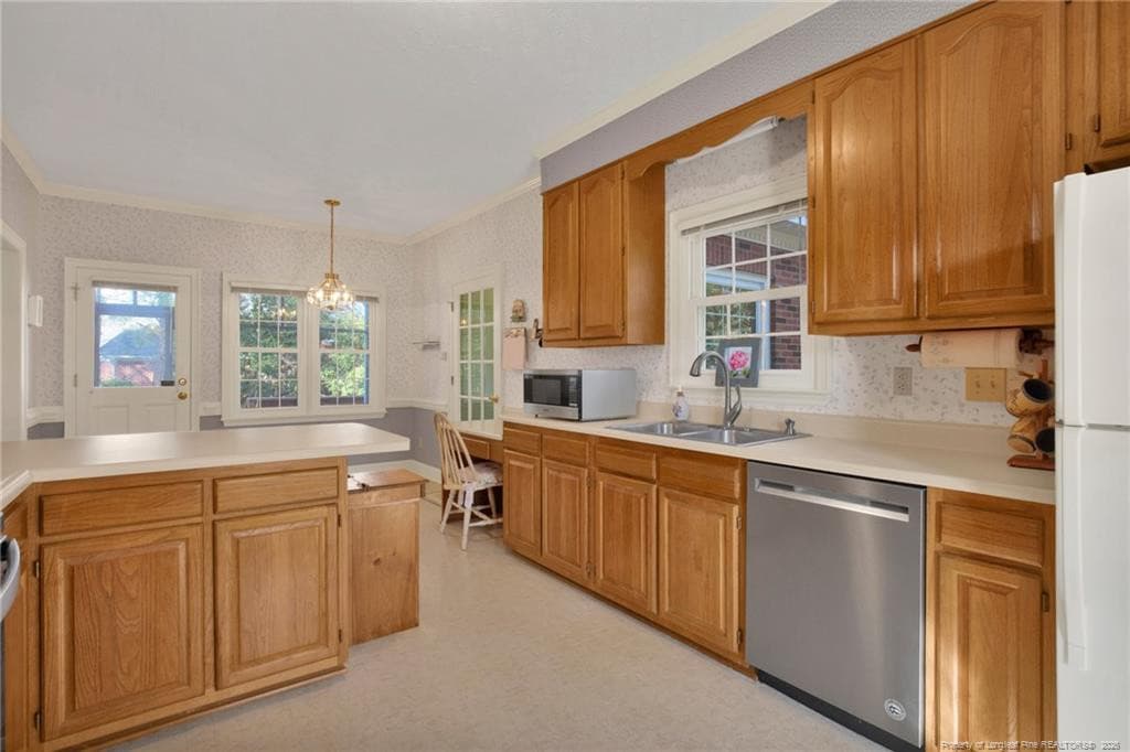Photo 8 - 7700 Gaelic Drive, Fayetteville, NC 28306, Fayetteville