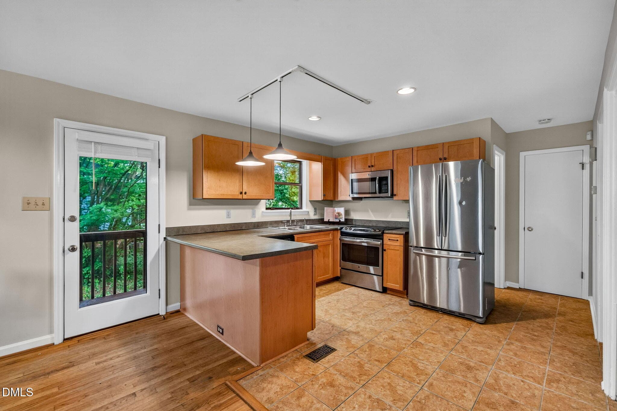 15-web-or-mls-2335 Huron Street - 19 - 2335 Huron Street, Durham, NC 27707, Durham