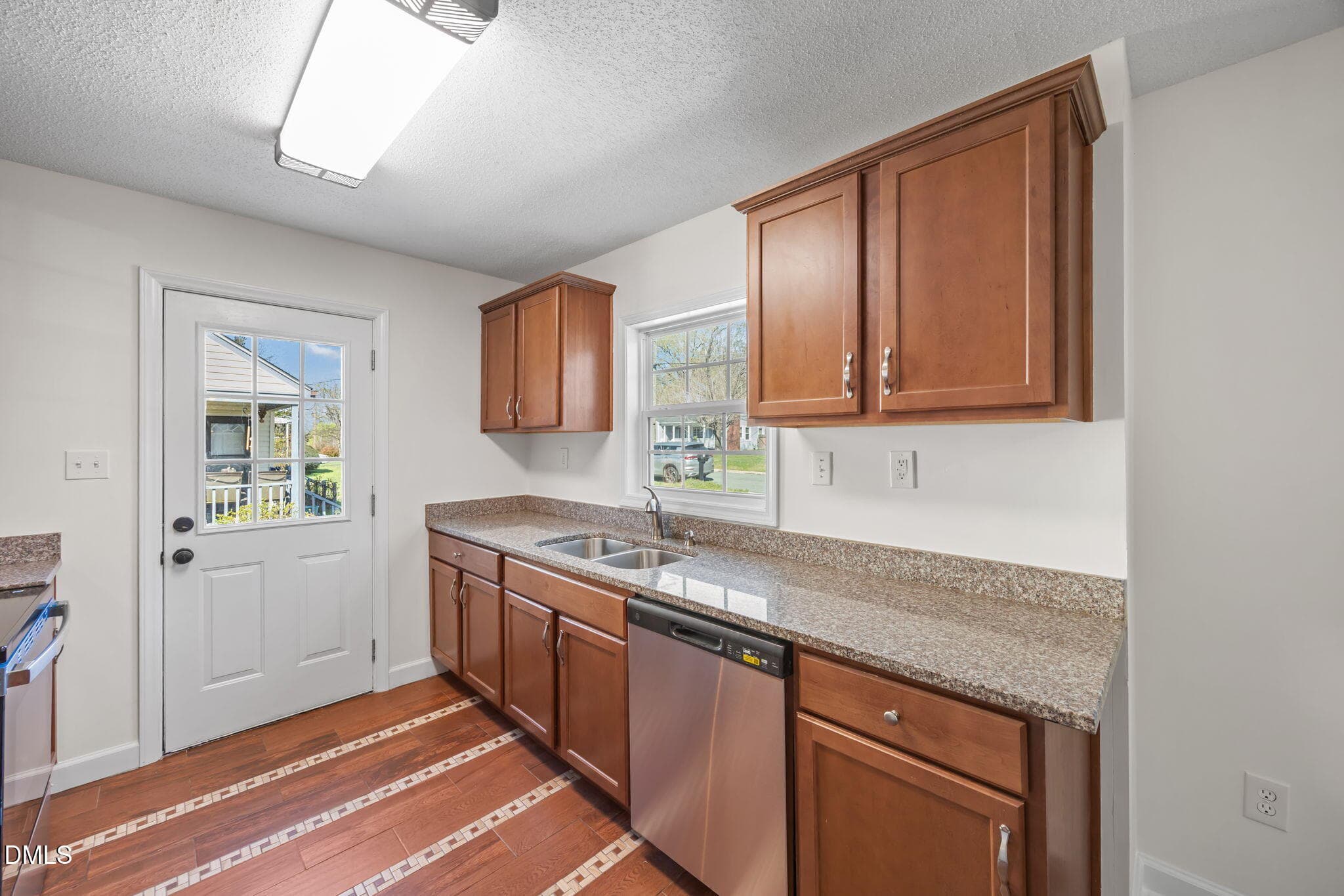 17-web-or-mls-IMG_2230 - 408 W Gilbreath Street, Graham, NC 27253, Graham