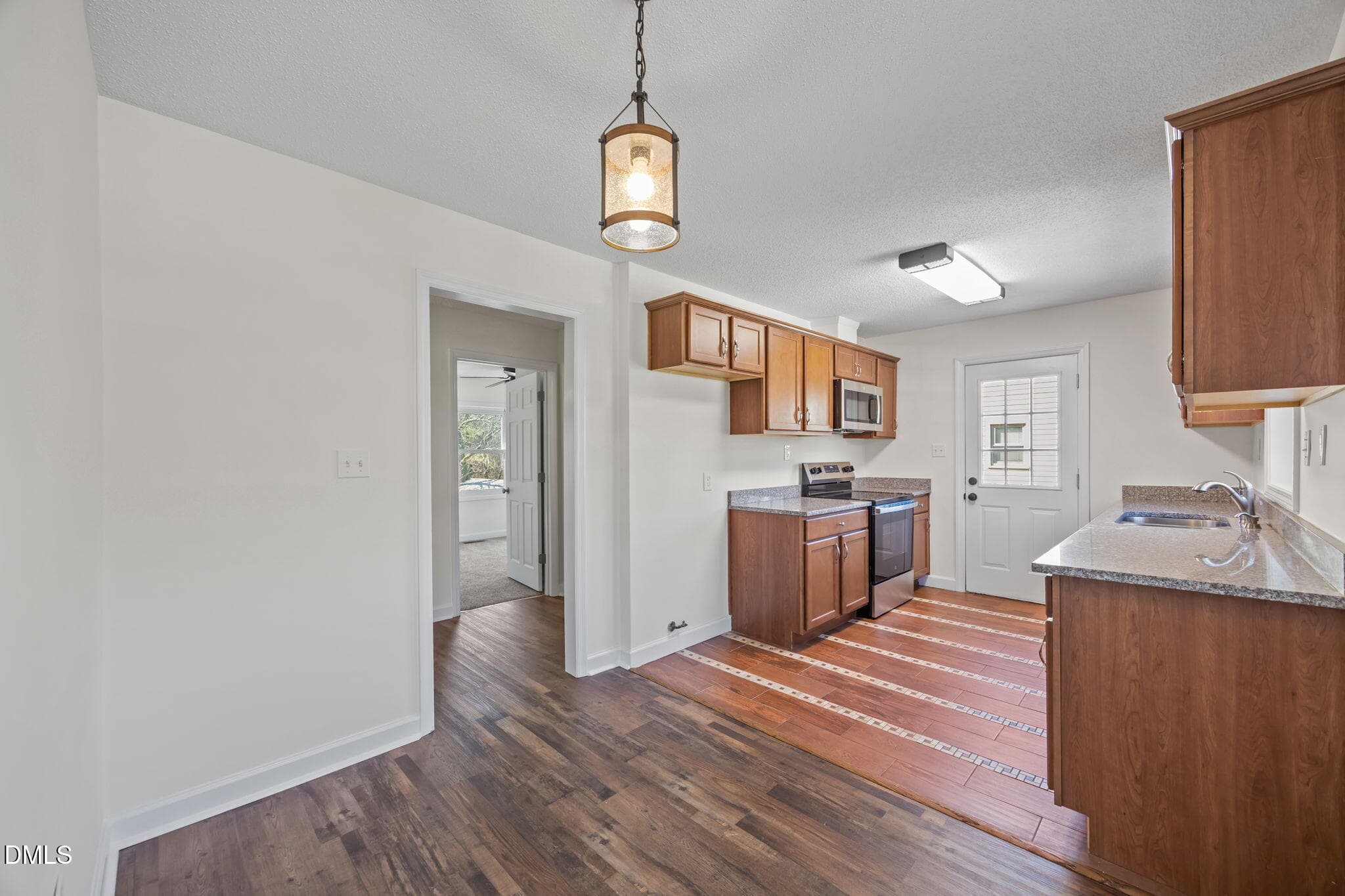 15-web-or-mls-IMG_2224 - 408 W Gilbreath Street, Graham, NC 27253, Graham