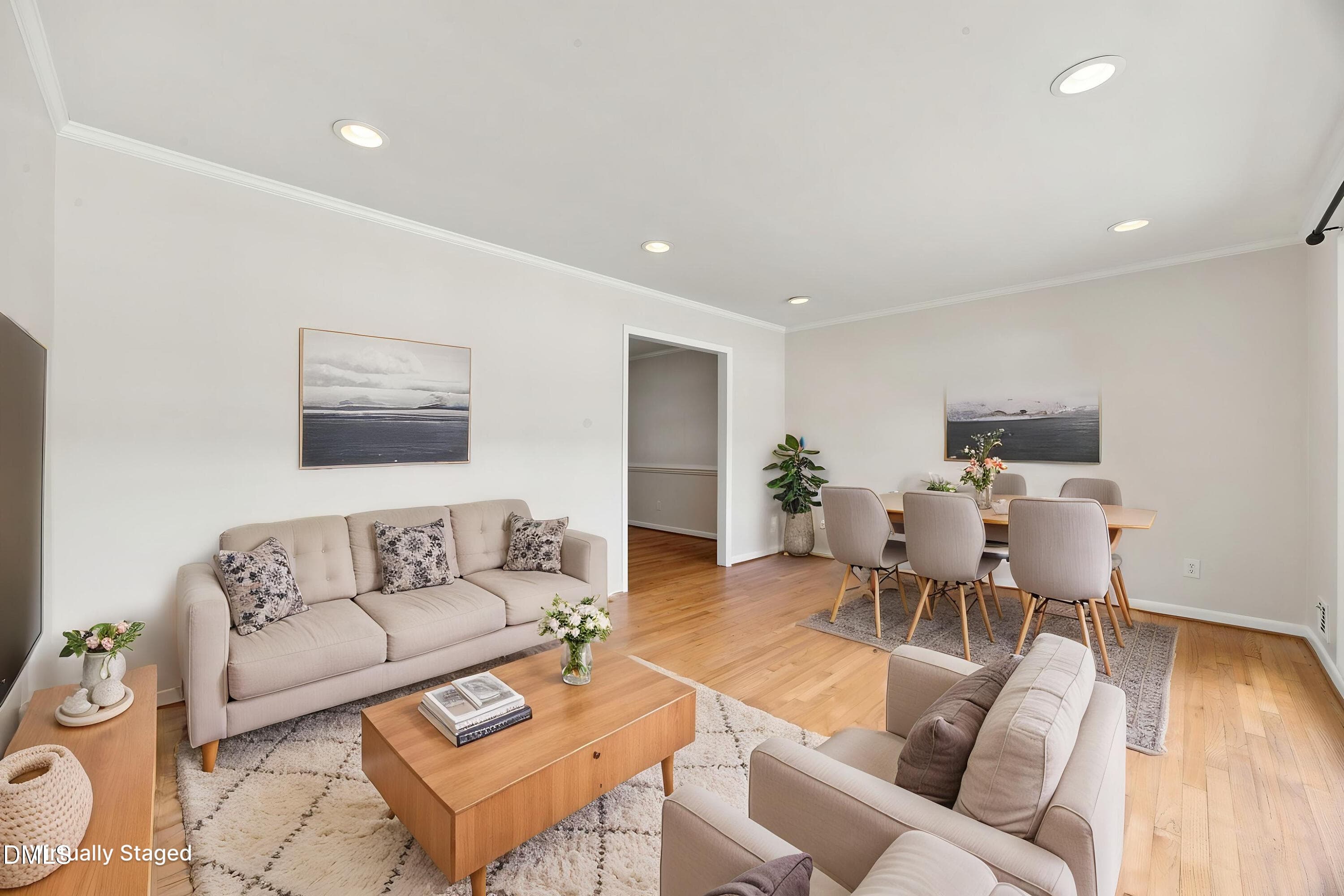 22-web-or-mls-484A3232 - Living Room - S - 3512 Neptune Drive, Raleigh, NC 27604, Raleigh