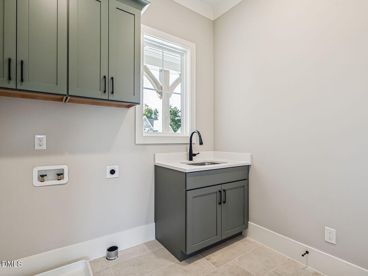 027-1280x960-laundry-room - 1011 Lily Claire Lane, Fuquay Varina, NC 27526