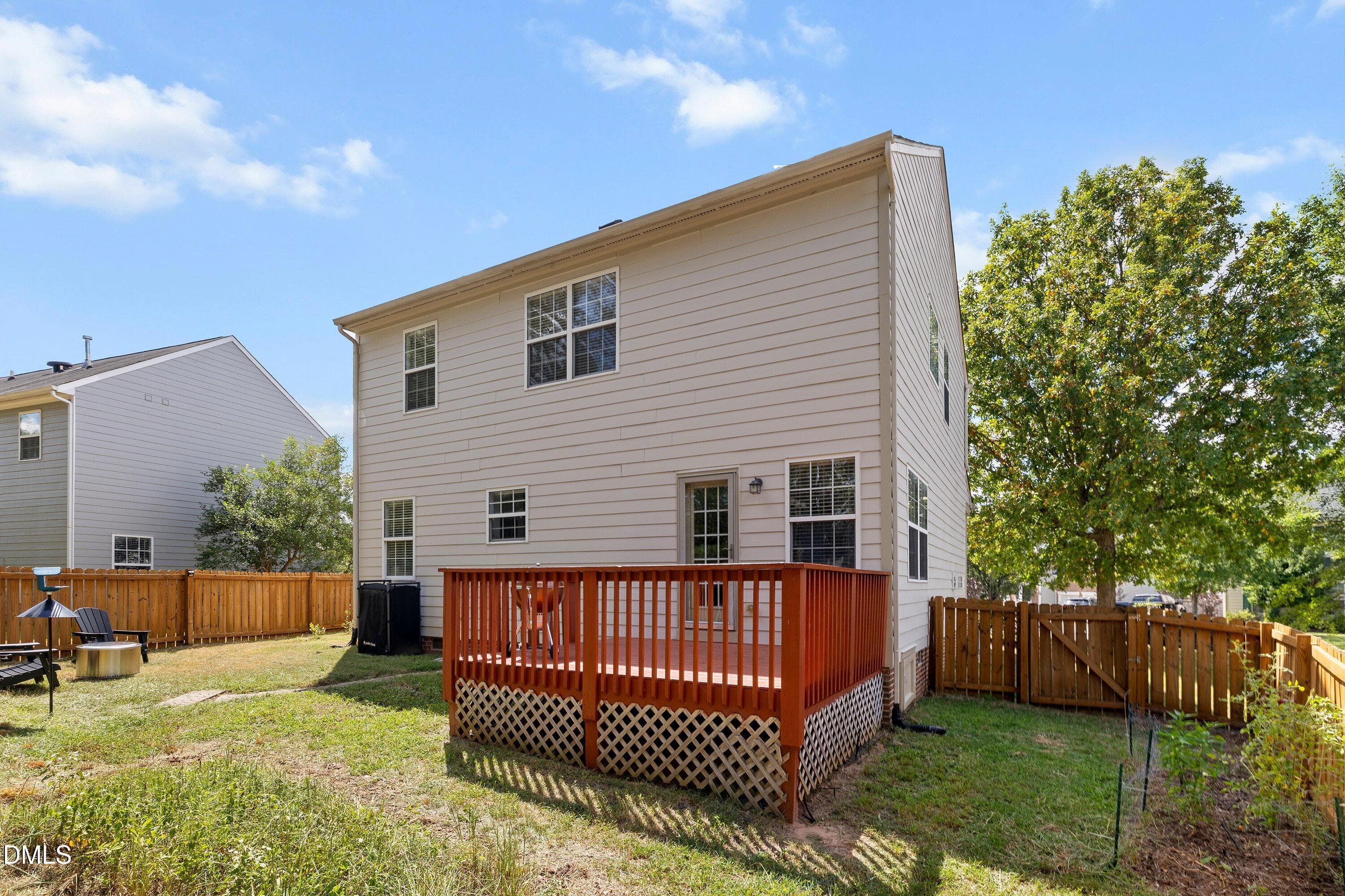 home rear fenced yard - 107 Stoney Drive, Durham, NC 27703, Durham