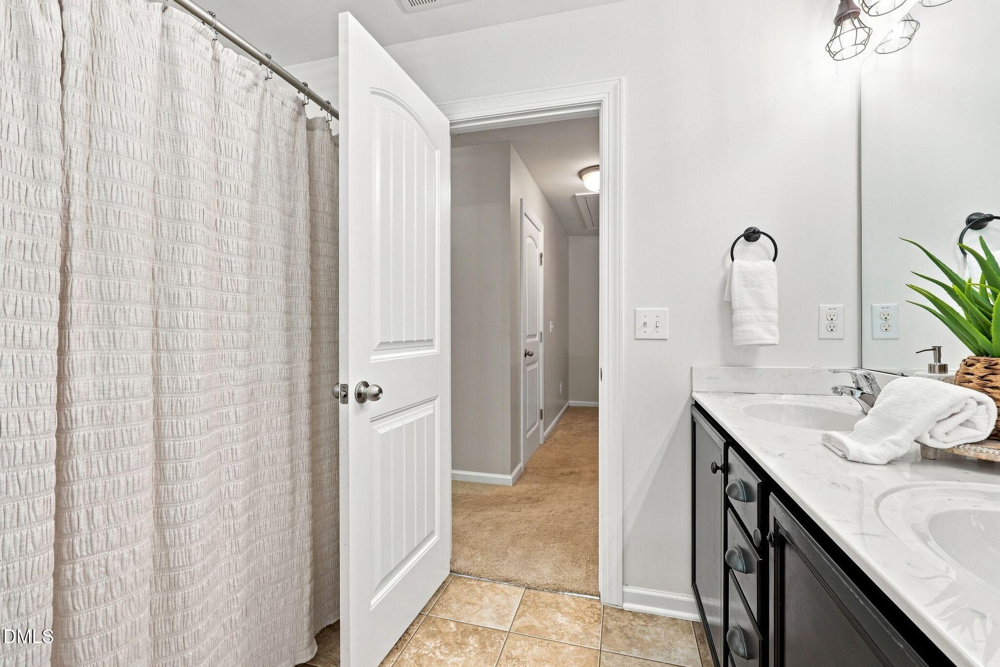 50-web-or-mls-IMG_7526 - 420 Covenant Rock Lane, Holly Springs, NC 27540, Holly Springs