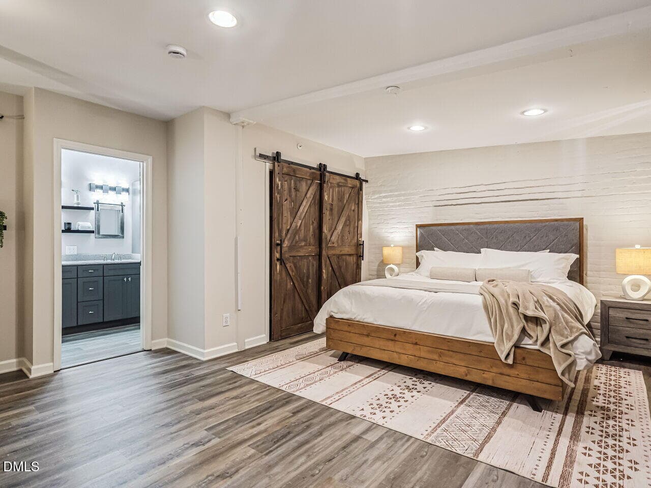 027-1280x960-primary-bedroom - 614 Capital Boulevard 222, Raleigh, NC 27603, Raleigh