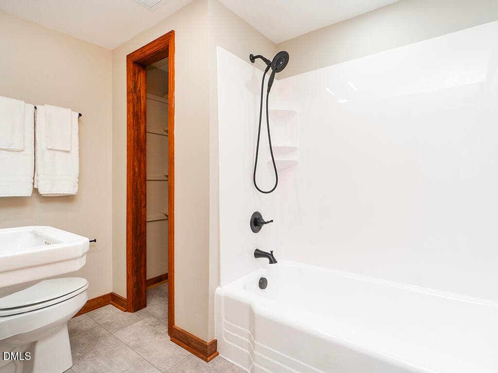 37 8375_SylvanRd Hallbath1_MLS - 8375 Sylvan Road, Liberty, NC 27298