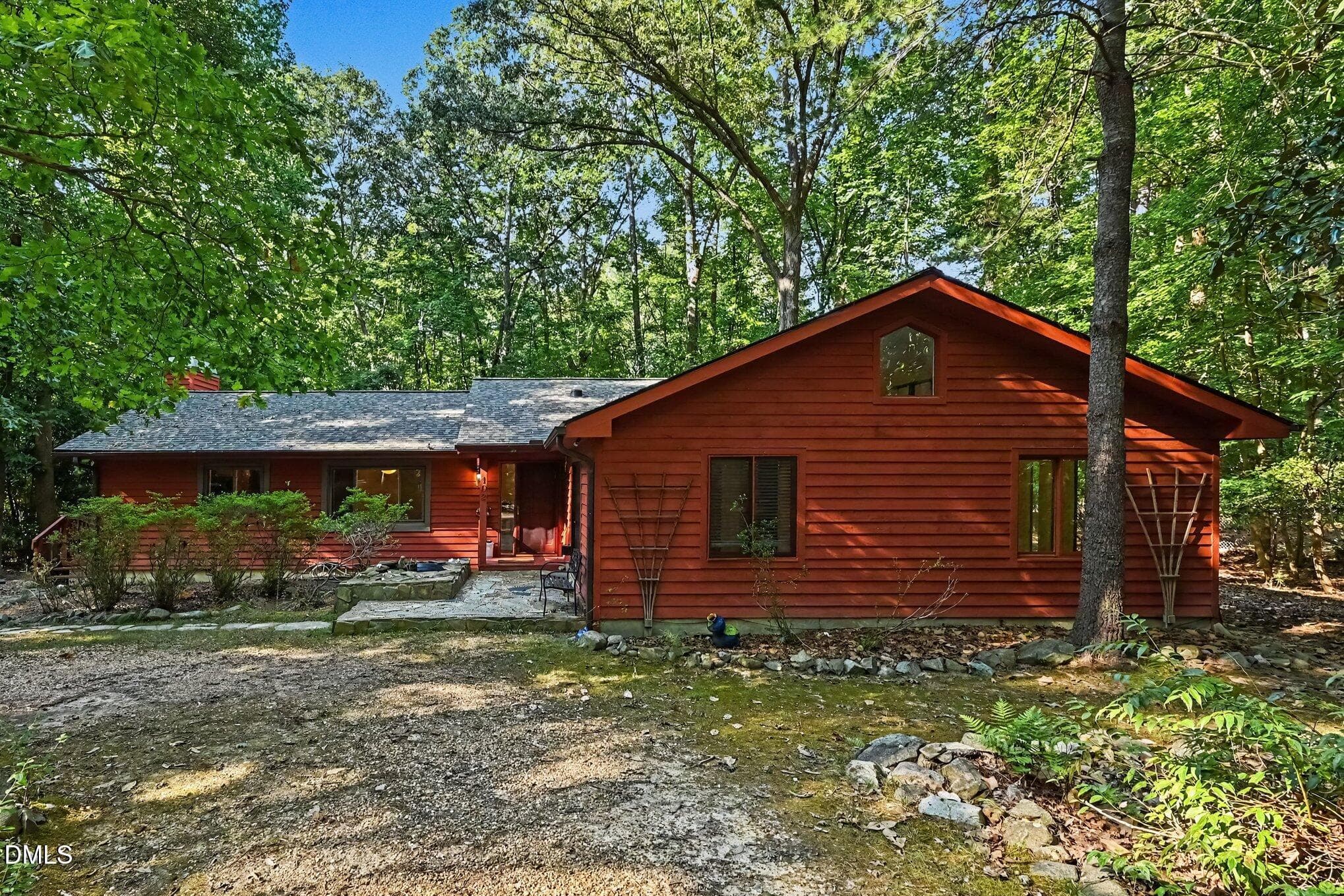 102 Webb Drive, Carrboro, NC 27510