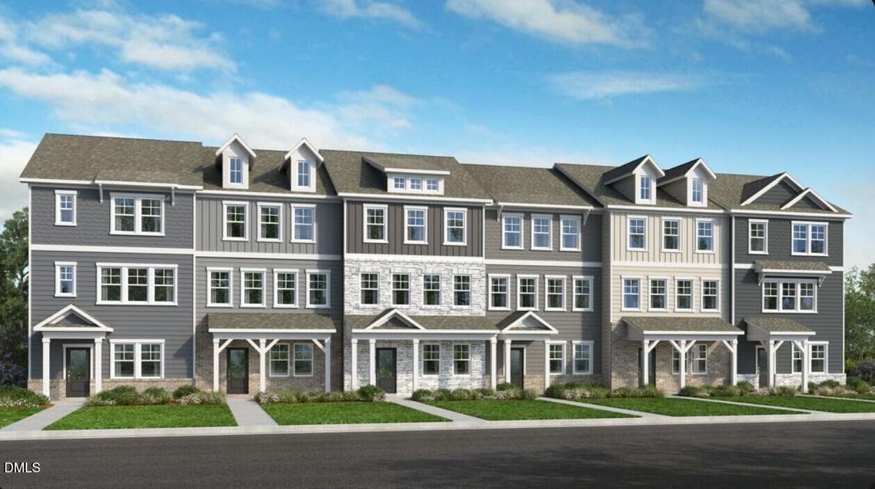 201 Villavista Trace 103, Garner, NC 27529