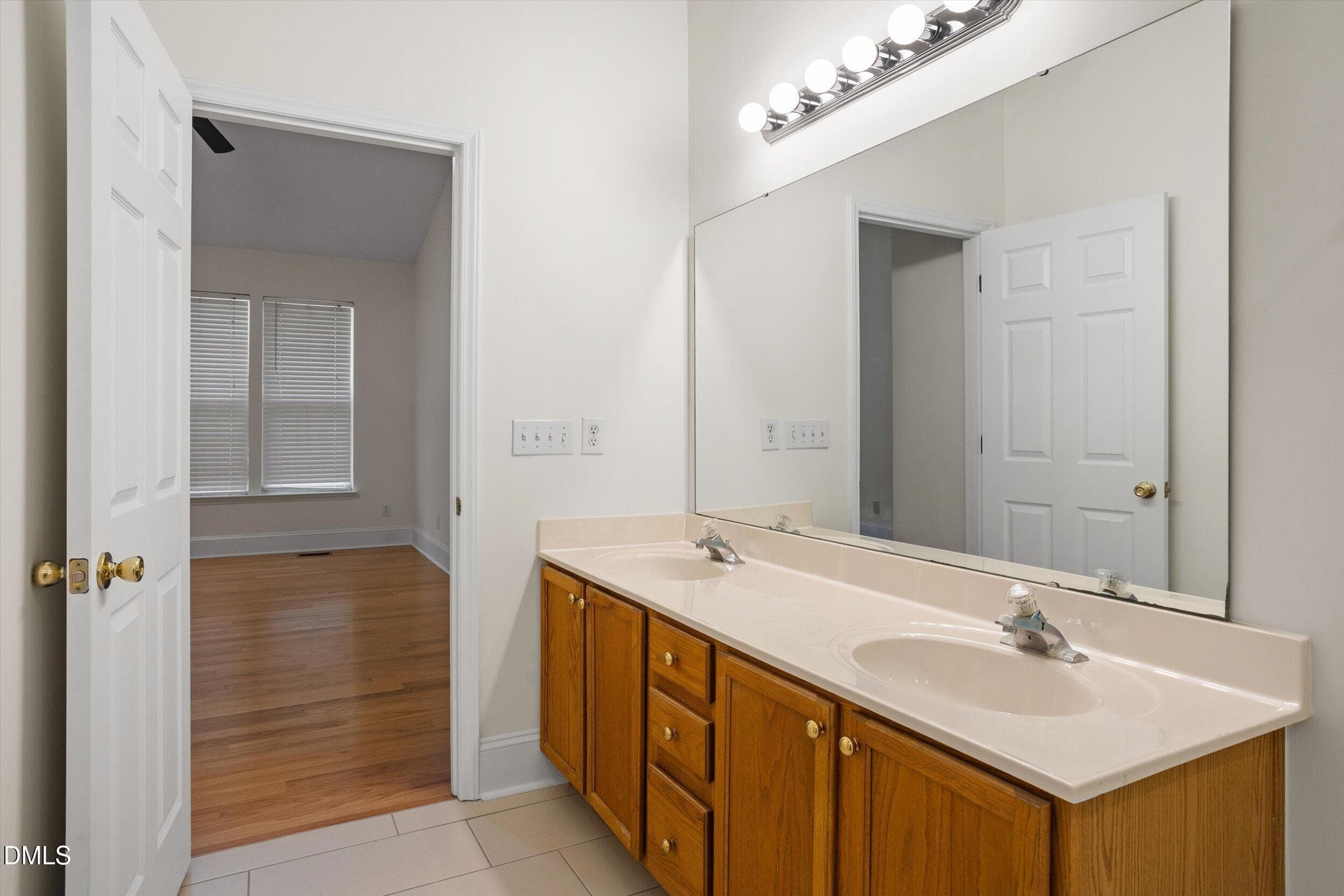 32-1004 Creek Haven Dr [3372511]_0905202 - 1004 Creek Haven Drive, Holly Springs, NC 27540, Holly Springs