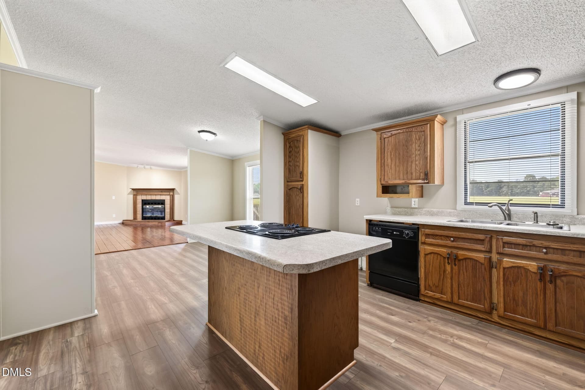 P02_Interior_Kitchen - 4870 Nc-50 S, Benson, NC 27504