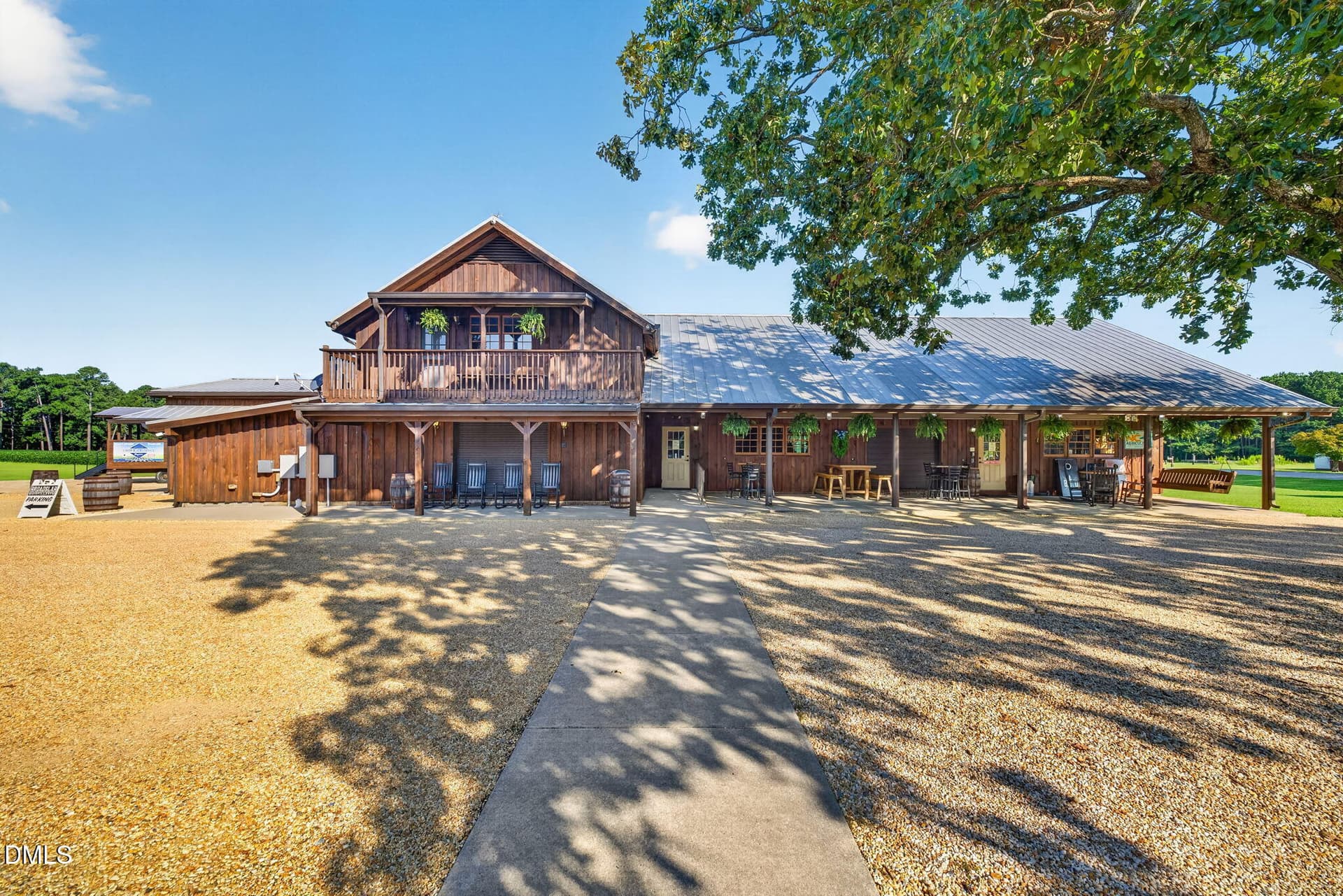 P16_TastingBar_Exterior_HERO - 4870 Nc-50 S, Benson, NC 27504