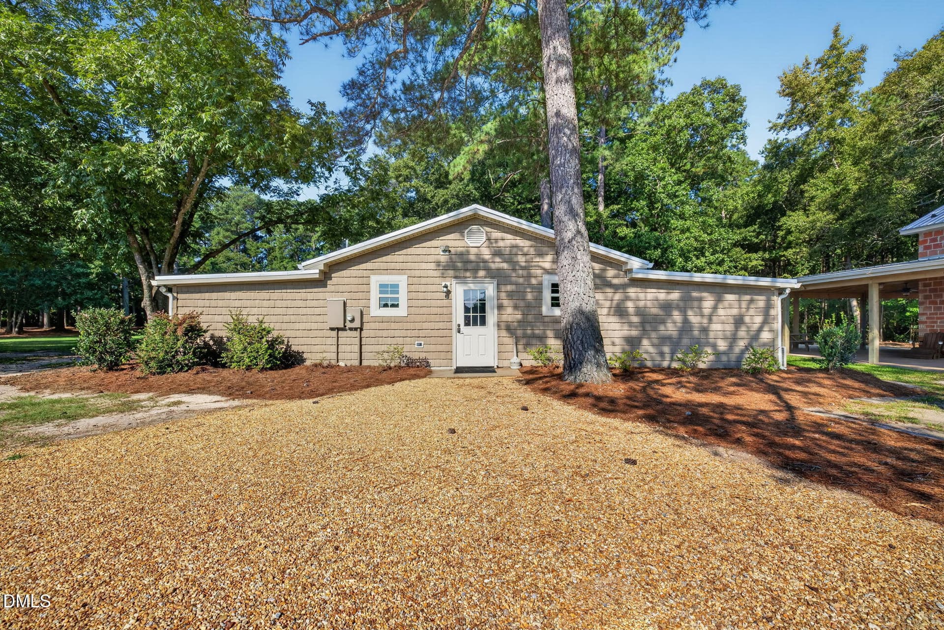 P19_WoodsideEventCenter_Exterior - 4870 Nc-50 S, Benson, NC 27504